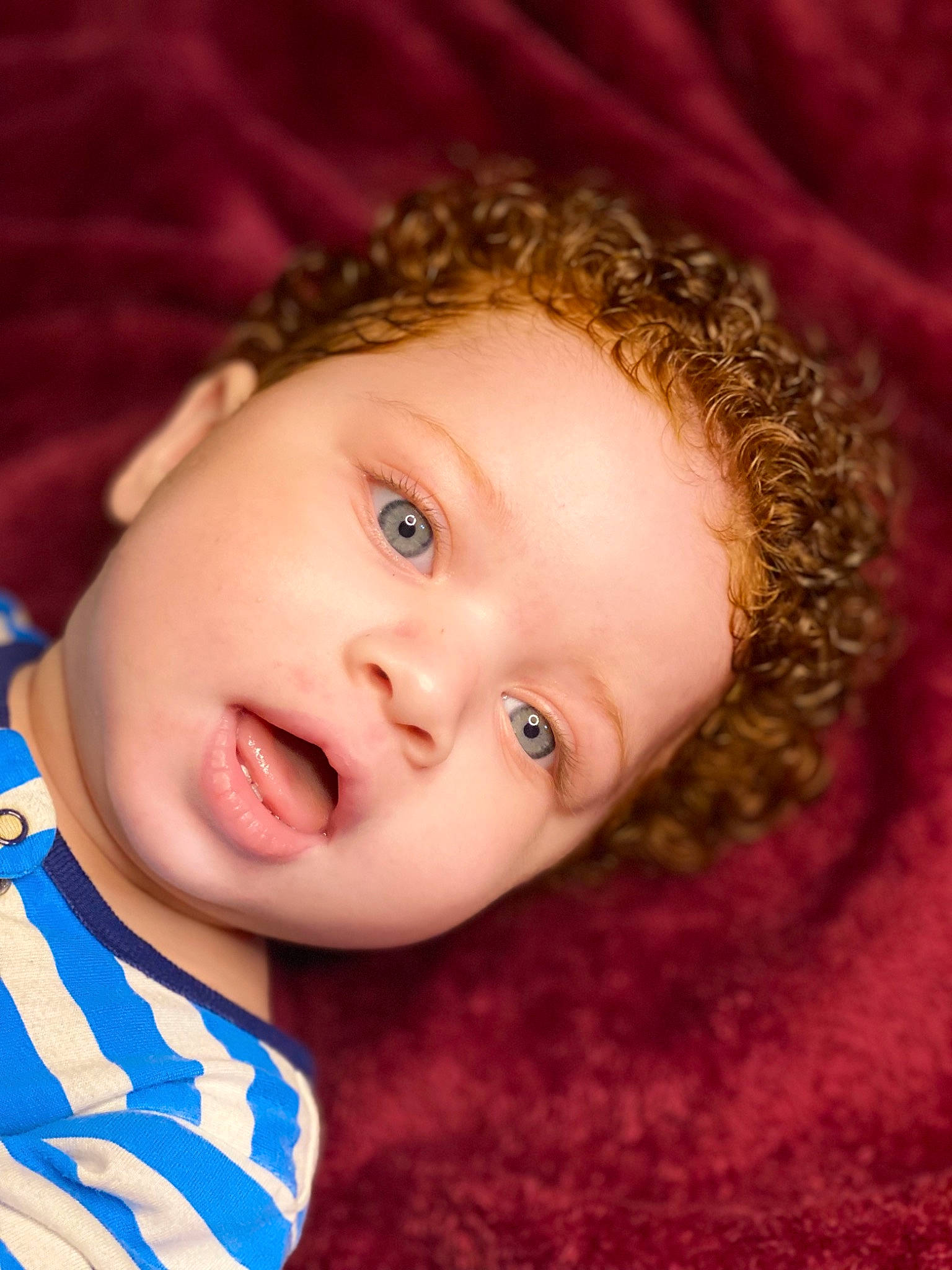 Gervasius is registered to the contest to win money with this photo: baby, cheek, chin, eye, eyebrow, eyelash, flash_photography, forehead, fun, happy, head, iris, jheri_curl, lip, mouth, nose, person, ringlet, skin, surprise