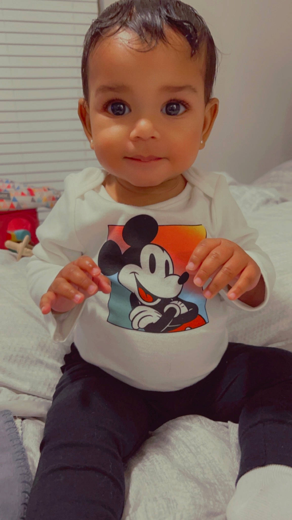 Aubrei is registered to the contest to win money with this photo: baby_toddler_clothing, cheek, child, comfort, eye, eyelash, finger, fun, hair, happy, head, human_body, mouth, neck, nose, person, sleeve, stuffed_toy, t_shirt, toddler