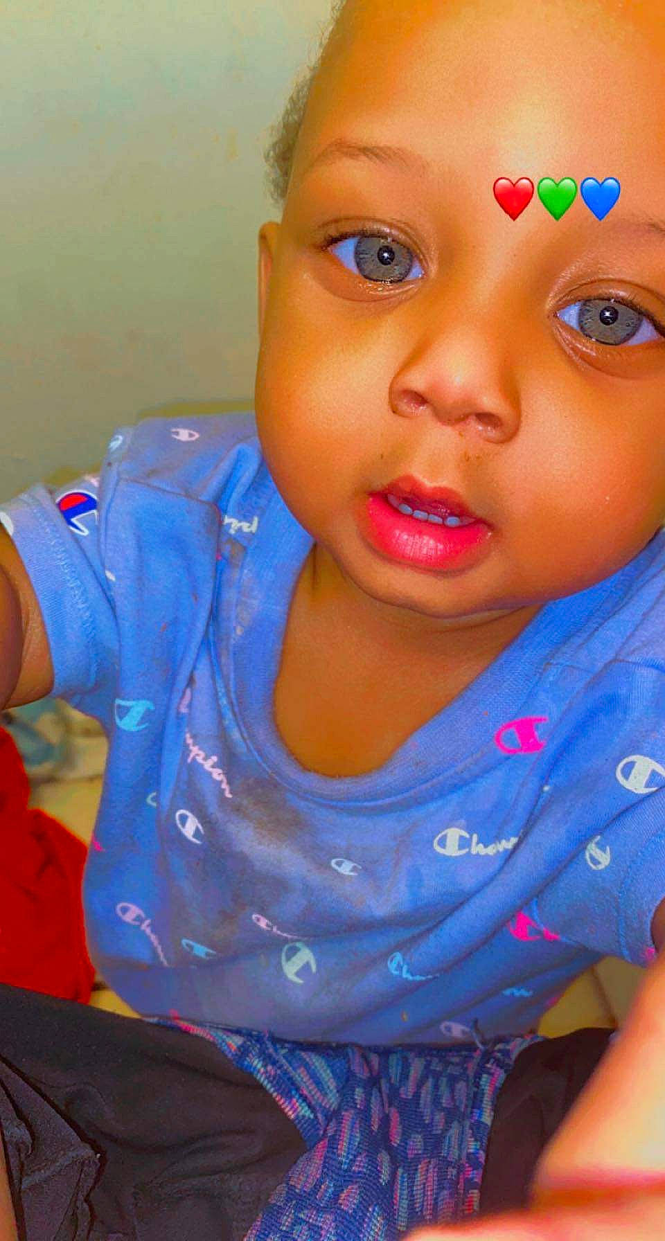 Ayunah is registered to the contest to win money with this photo: black_hair, blue, cheek, chin, ear, eyebrow, eyelash, forehead, hair, happy, iris, lip, mouth, neck, nose, orange, organ, person, pink, skin