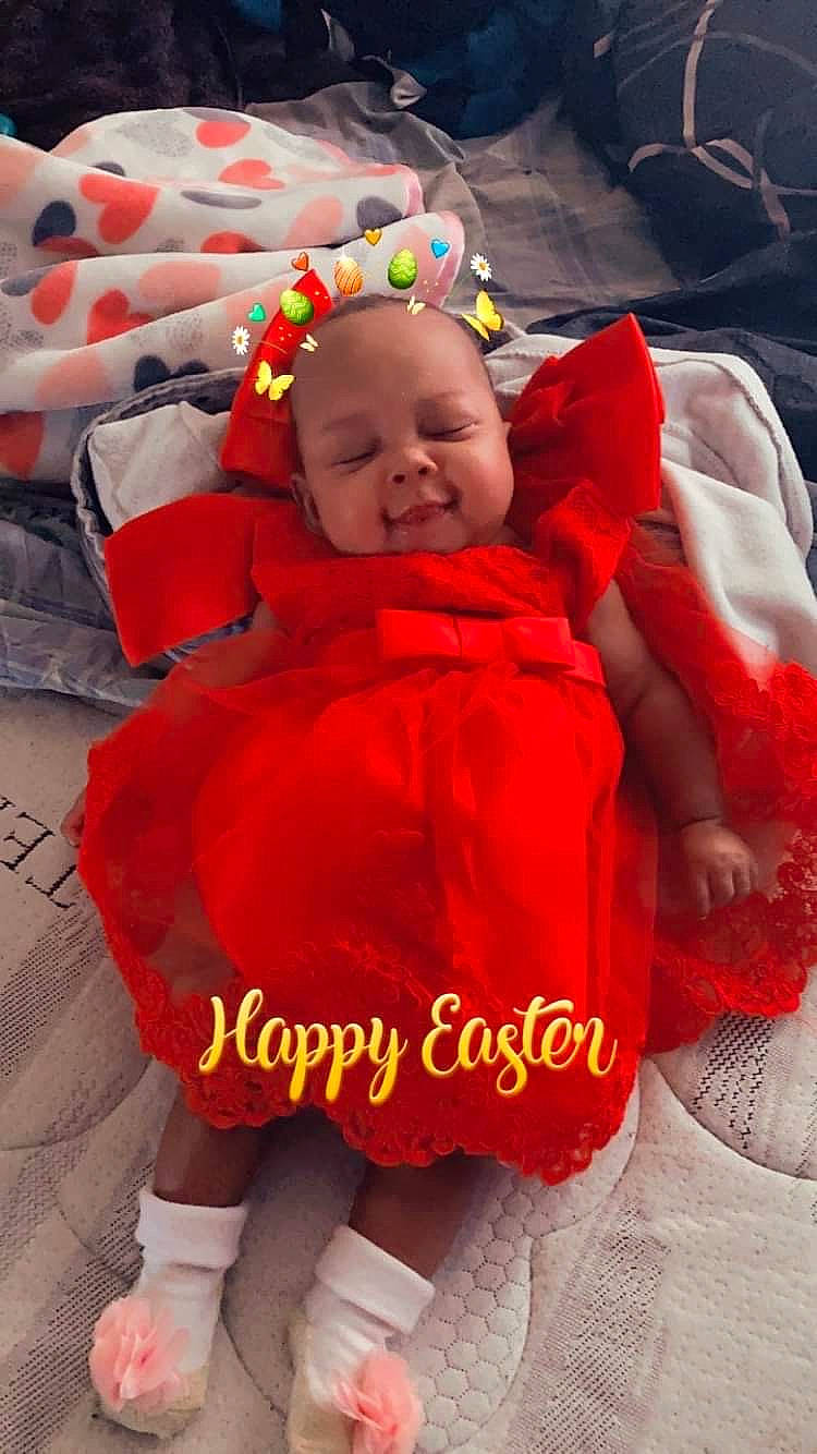 Ayunah is registered to the contest to win money with this photo: baby, baby_products, baby_toddler_clothing, carmine, cheek, child, christmas, christmas_eve, comfort, event, fun, happy, holiday, iris, orange, person, sitting, smile, textile, toddler