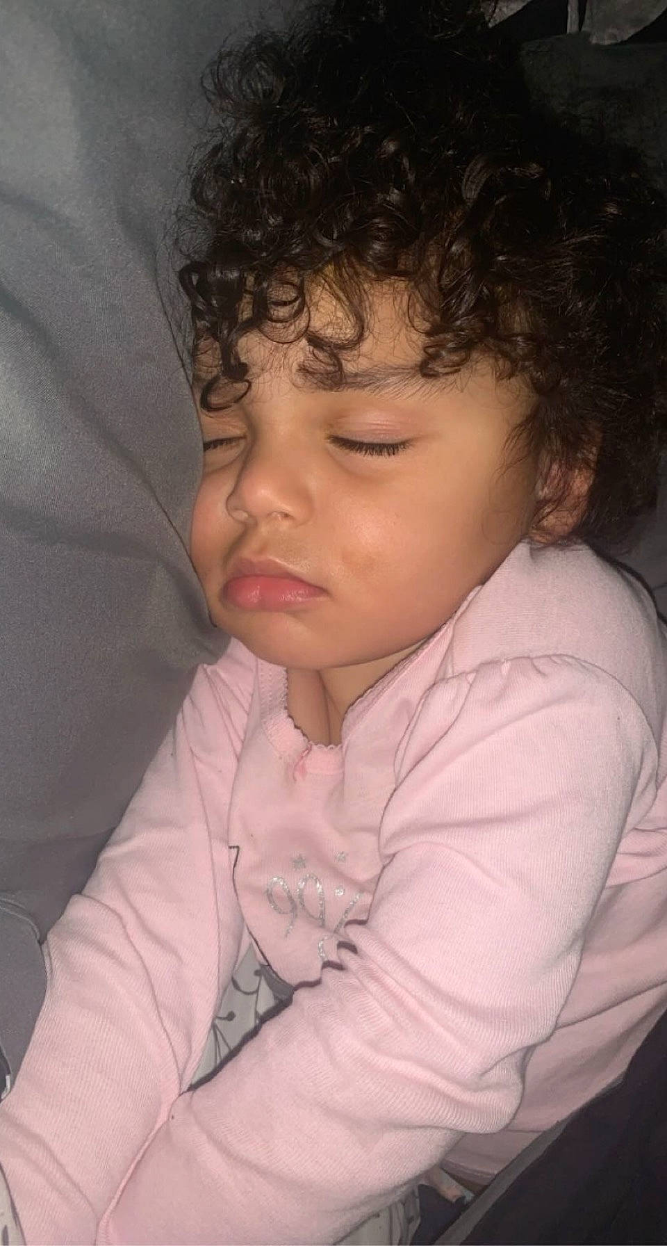 Amara-legacy joined the competition — help win amazing prizes! cheek, comfort, ear, eye, eyebrow, eyelash, forehead, gesture, hair, happy, jaw, lip, mouth, neck, nose, organ, person, skin, sleeve, smile