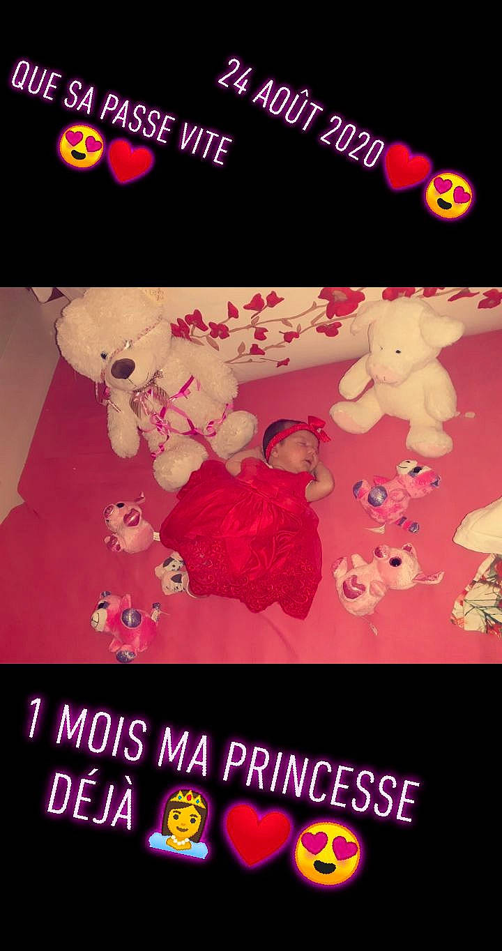 Abby participe au concours pour gagner de l'argent avec cette photo : font, magenta, person, photo_caption, pink, poster, text