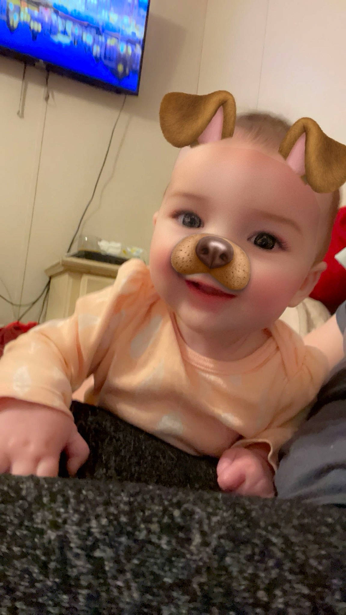 Richelle joined the competition — help win amazing prizes! blue, cable_television, child, domestic_pig, ear, fawn, fun, fur, happy, home_appliance, joy, nose, peach, person, pink, skin, smile, snout, suidae, television