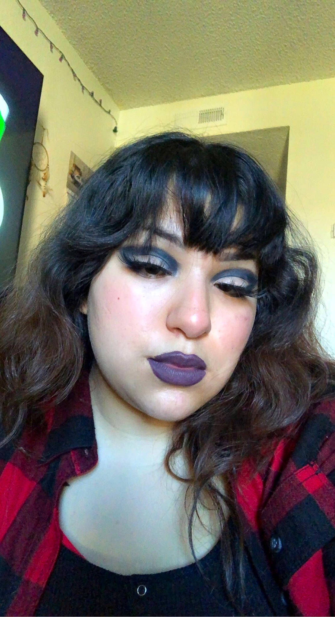 Octavio is registered to the contest to win money with this photo: cheek, clothing, eye_liner, eye_shadow, eyebrow, eyelash, eyewear, fashion, flash_photography, iris, jaw, layered_hair, lip, lipstick, makeover, mouth, nose, person, skin, tartan