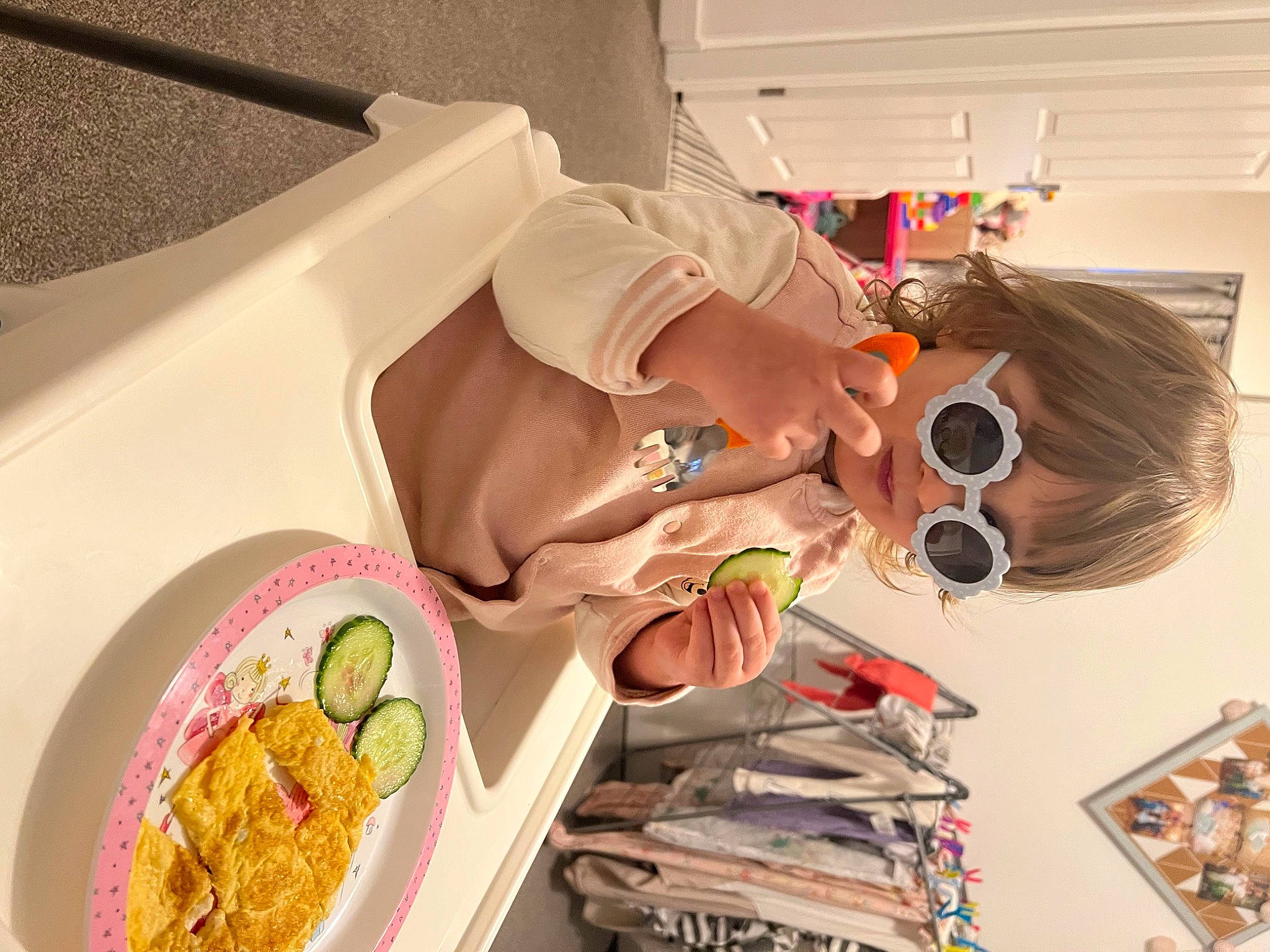 Aylin is registered to the contest to win money with this photo: art, child, comfort_food, eyewear, fashion_design, finger_food, food, goggles, ingredient, junk_food, paper, peach, person, publication, recipe, room, service, sunglasses, vision_care, visual_arts