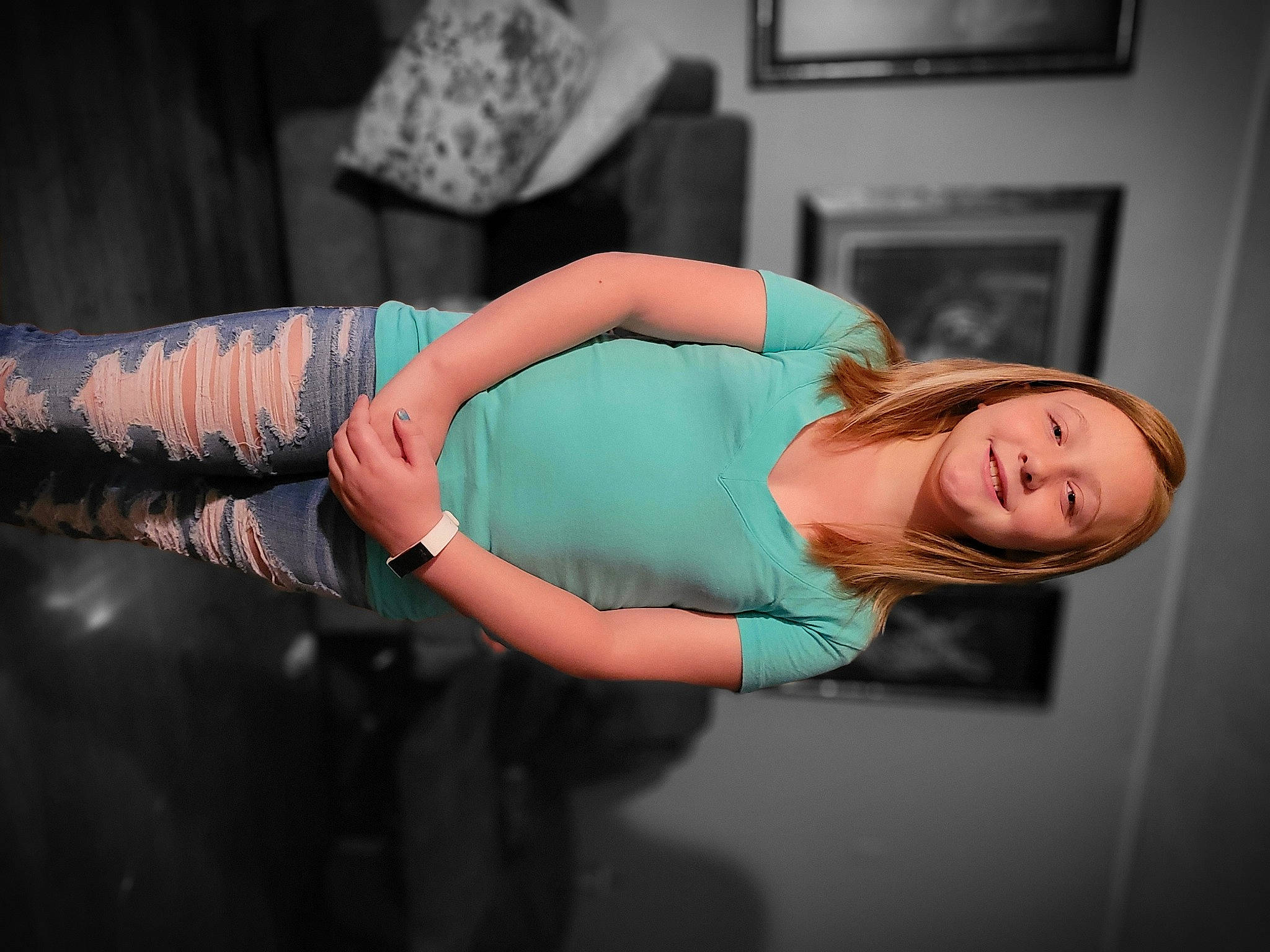 Jazmine is registered to the contest to win money with this photo: abdomen, arm, comfort, couch, dress, elbow, electric_blue, finger, flash_photography, gesture, human_leg, joint, joy, person, picture_frame, purple, shoulder, sleeve, thigh, trunk