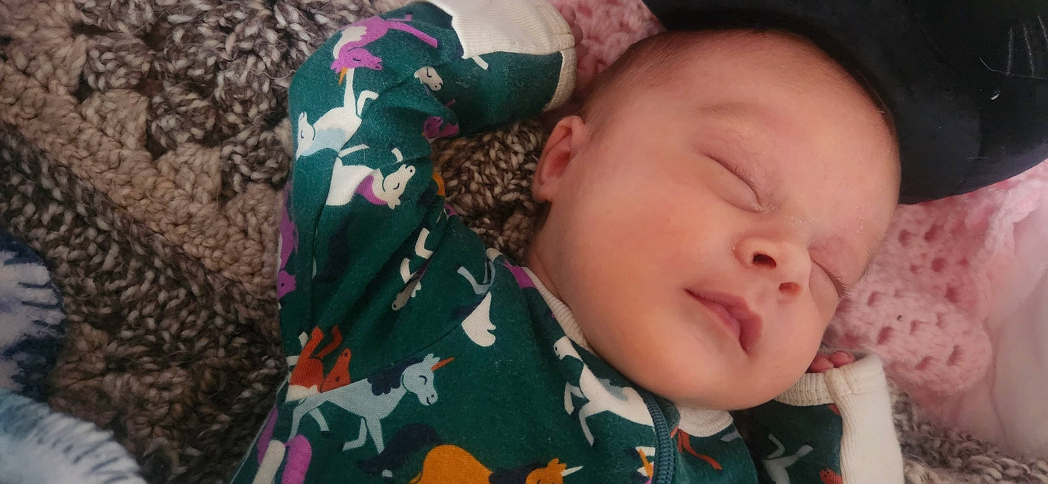 Sabrina is registered to the contest to win money with this photo: baby_toddler_clothing, cheek, clothing, comfort, eye, facial_expression, hair, happy, head, iris, lip, mammal, mouth, neck, nose, person, pink, skin, sleeve, smile