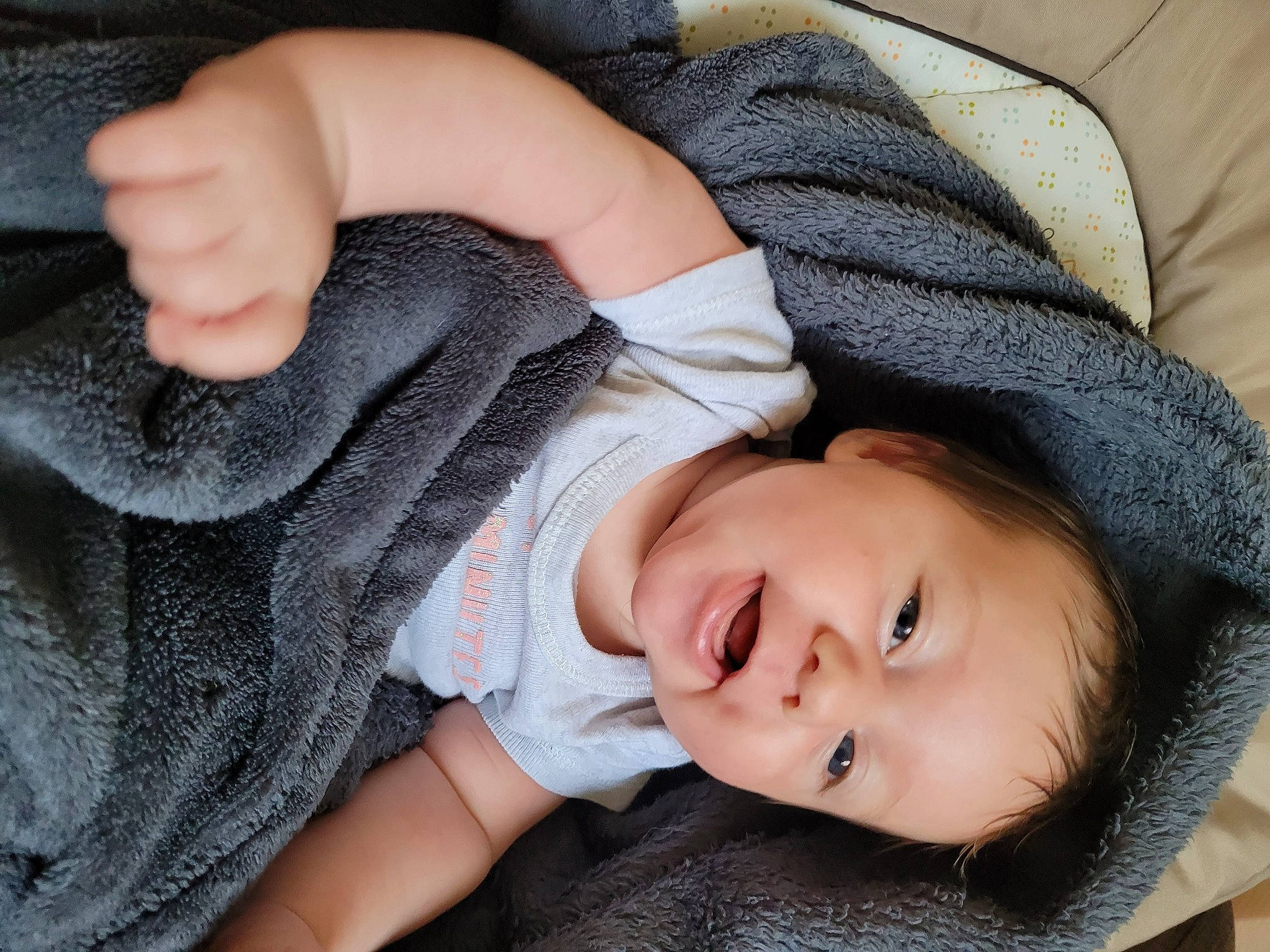 Marliya participe au concours pour gagner de l'argent avec cette photo : baby_toddler_clothing, cheek, comfort, eye, eyelash, face, finger, gesture, happy, head, lip, mouth, neck, nose, person, skin, sleeve, smile, textile, toddler