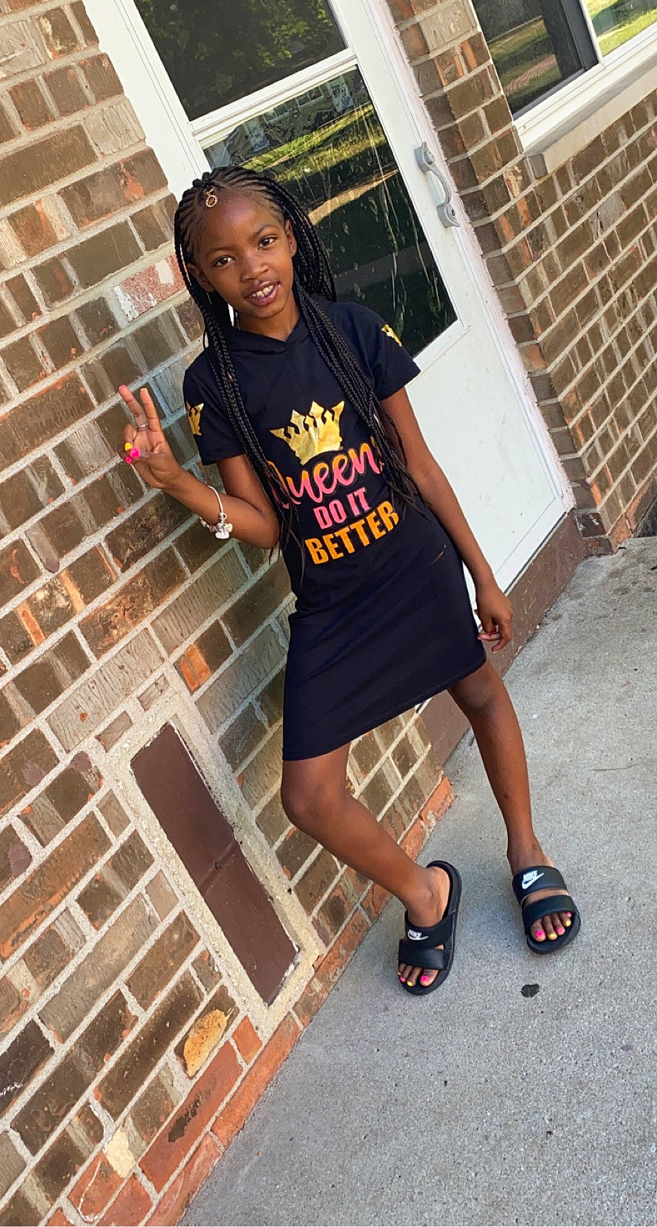 Brooklyn is registered to the contest to win money with this photo: black_hair, calf, cool, dress, fashion, fashion_design, flooring, footwear, hair, joy, knee, leg, person, shoe, sleeve, smile, sneakers, sportswear, t_shirt, thigh