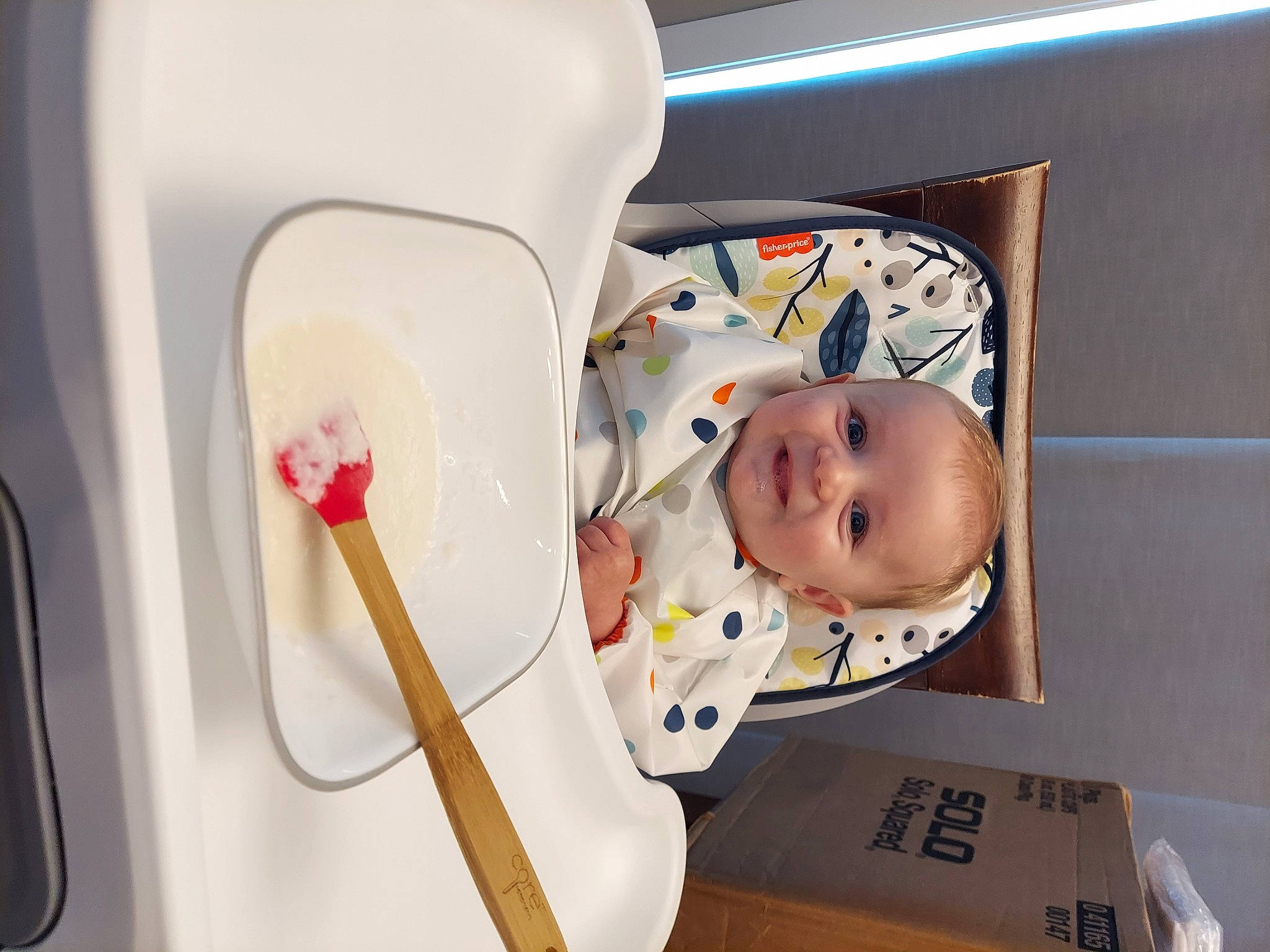 Lawrence is registered to the contest to win money with this photo: baby, baby_products, baby_safety, baby_toddler_clothing, baby_toys, child, comfort, gas, home_appliance, machine, person, room, smile, toddler