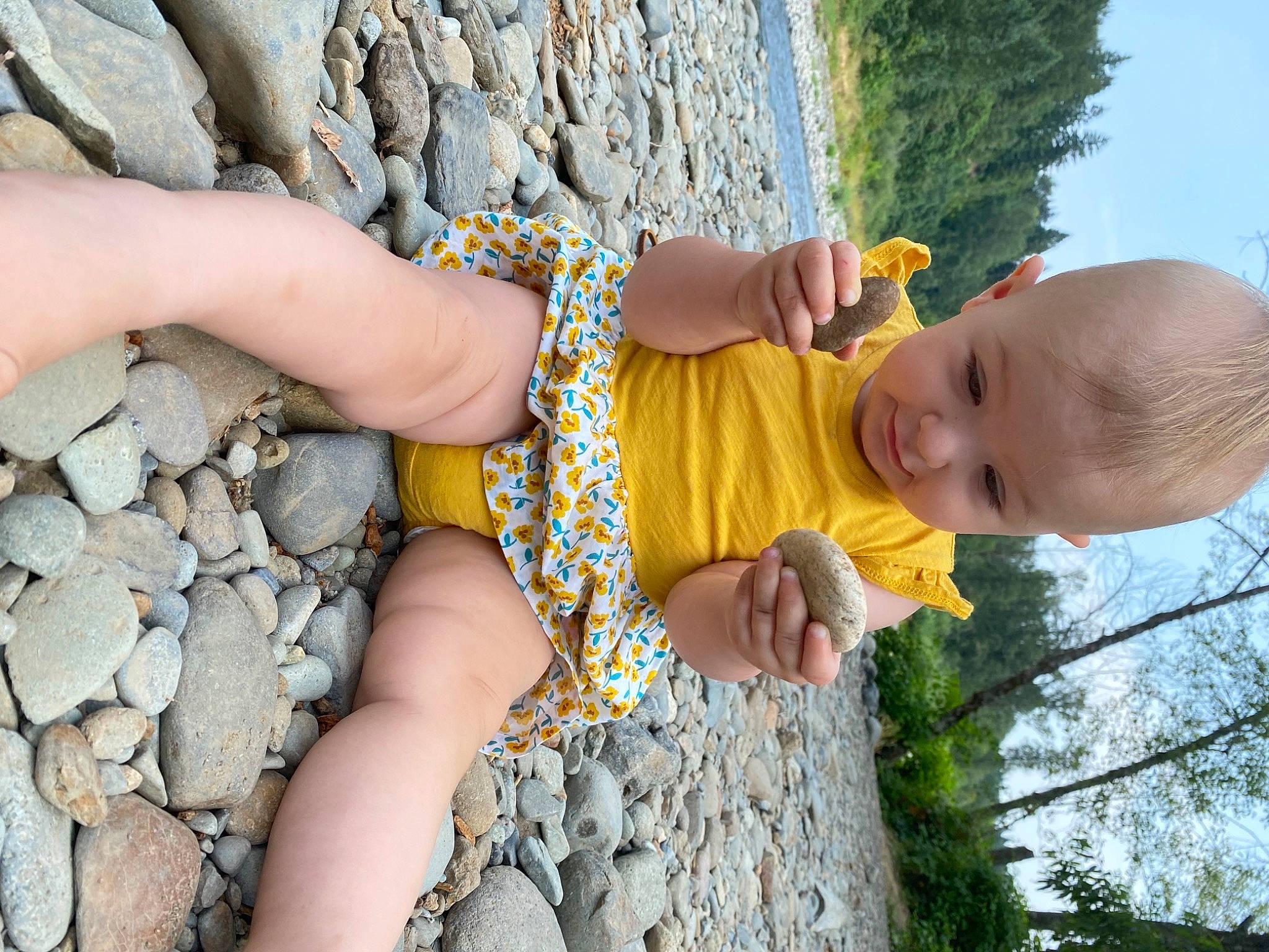 Faye joined the competition — help win amazing prizes! arm, azure, blue, grass, hairstyle, hand, happy, human_body, leaf, leg, muscle, nature, organ, people_in_nature, person, photograph, plant, sky, sunlight, tree