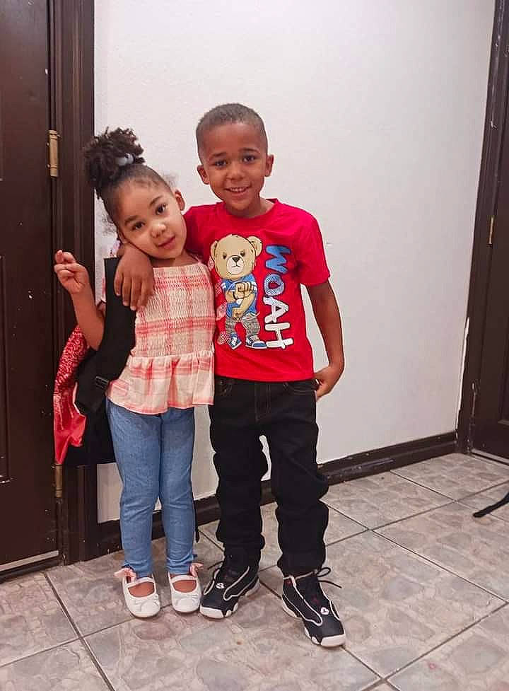 Devinity is registered to the contest to win money with this photo: child, cool, event, facial_expression, fashion_design, friendship, fun, gesture, happy, human_body, interaction, joint, joy, person, skin, sleeve, smile, standing, style, t_shirt