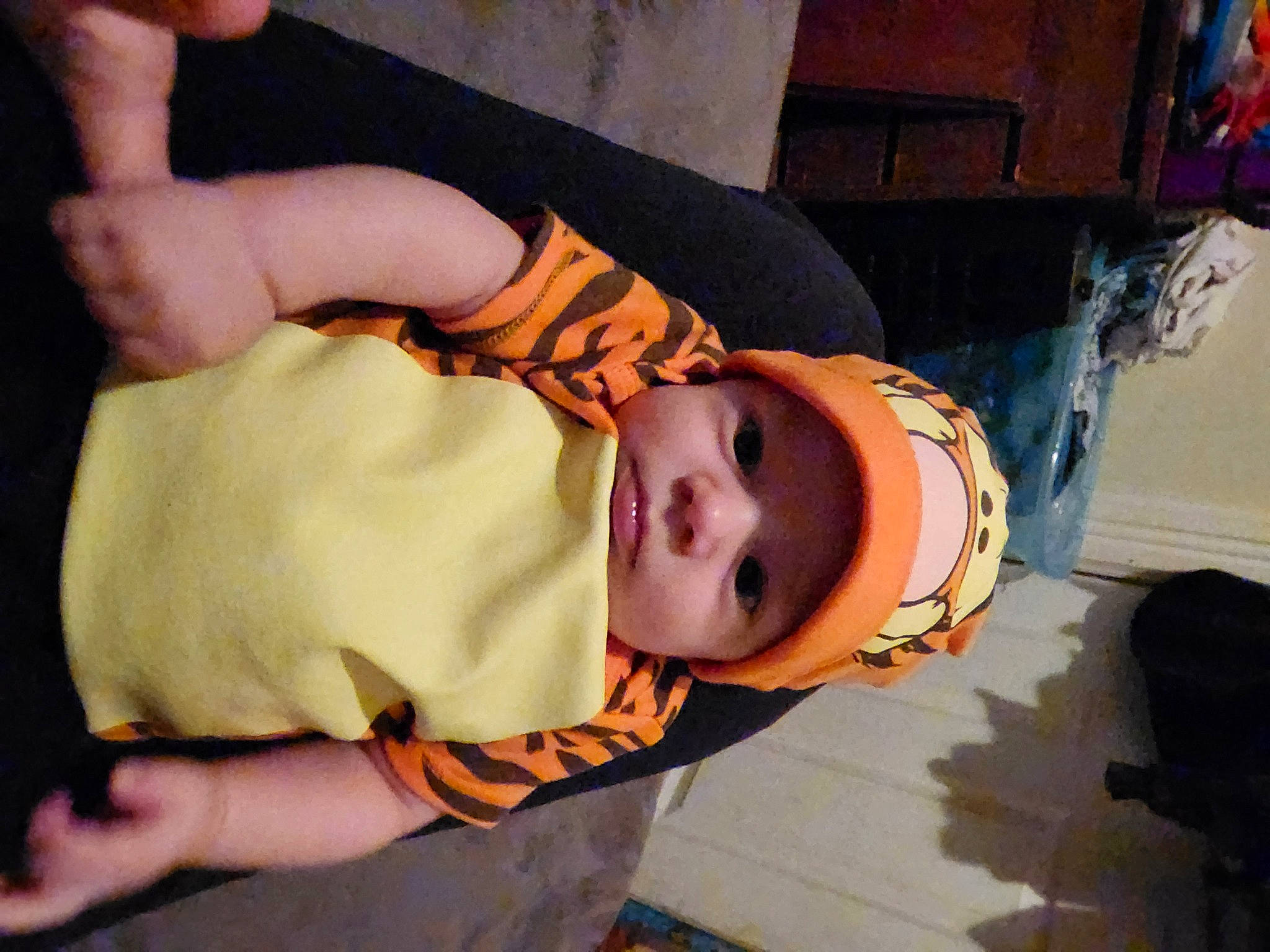 Conrad is registered to the contest to win money with this photo: abdomen, arm, baby, baby_toddler_clothing, chest, child, elbow, eye, finger, fun, hand, hat, head, headwear, human_body, human_leg, knee, person, sunglasses, thigh