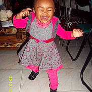 Nahissa participe au concours pour gagner de l'argent avec cette photo :