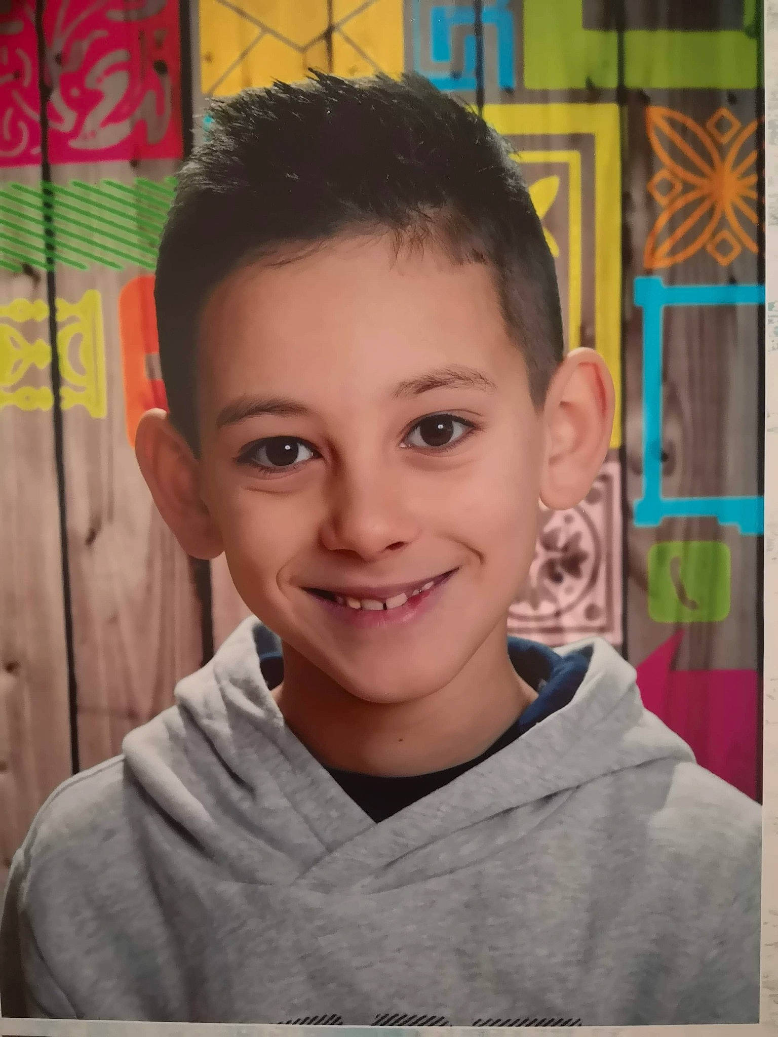 Karim participe au concours pour gagner de l'argent avec cette photo : adaptation, child, chin, face, forehead, happy, joy, person, portrait, smile