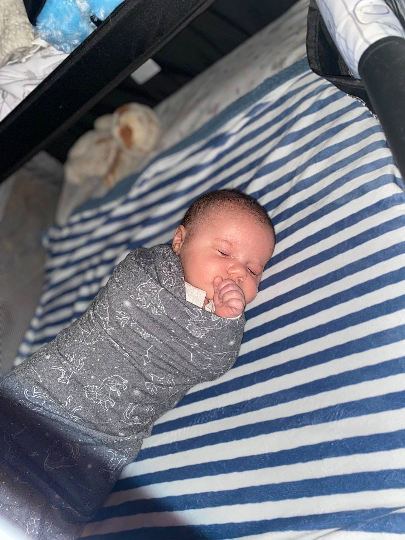 Edison is registered to the contest to win money with this photo: baby, baby_products, baby_safety, baby_sleeping, baby_toddler_clothing, bedding, bedtime, child, comfort, flooring, infant_bed, linens, nap, person, product, room, sitting, sleep, sleeve, toddler