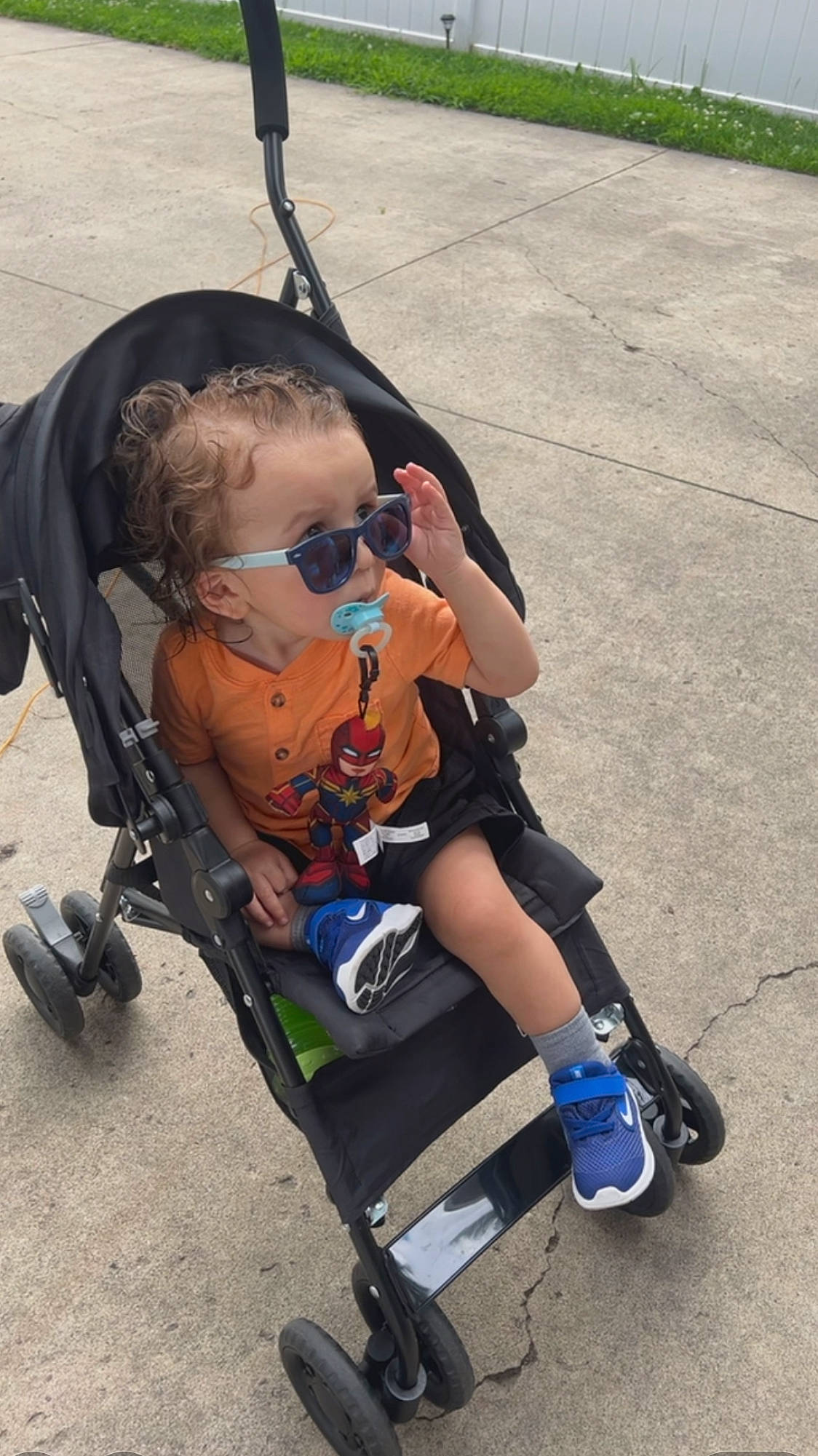 Makaio joined the competition — help win amazing prizes! asphalt, baby, baby_carriage, baby_products, child, comfort, electric_blue, eyewear, fun, human_leg, knee, leisure, person, personal_protective_equipment, recreation, rolling, shorts, sitting, tire, toddler