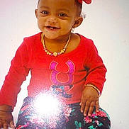 Armoni is registered to the contest to win money with this photo:
