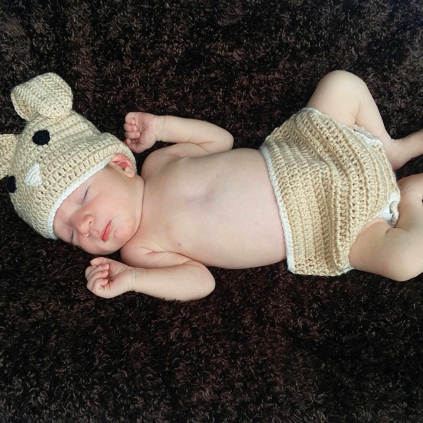 Gustavo joined the competition — help win amazing prizes! art, child, finger, hand, human_body, human_positions, image, infant, leg, organ, skin, toddler, toy