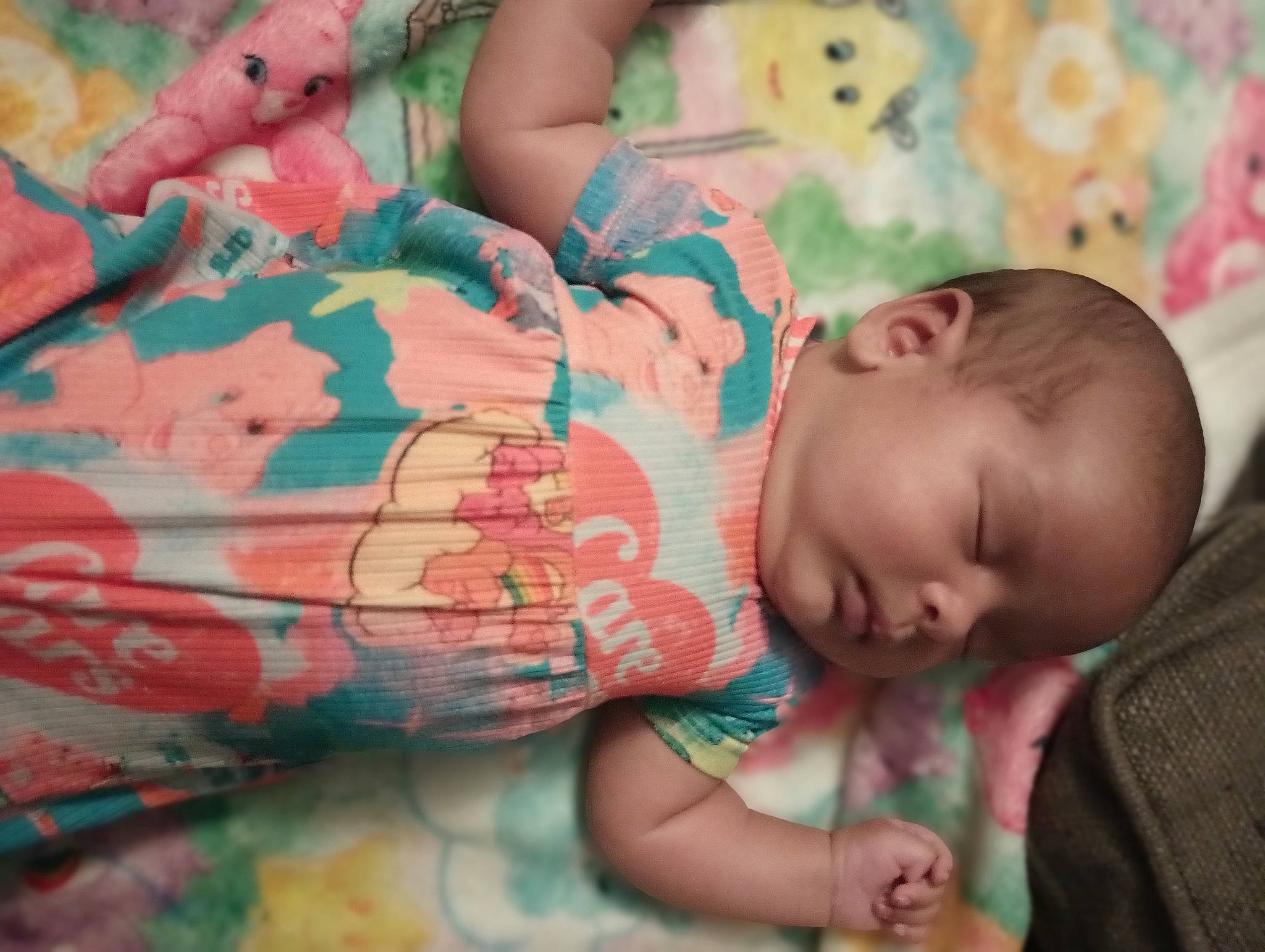 Aubriella is registered to the contest to win money with this photo: arm, baby, baby_toddler_clothing, cheek, chin, eye, finger, green, hair, hand, head, human_body, iris, lip, mouth, muscle, nose, person, skin, sleeve