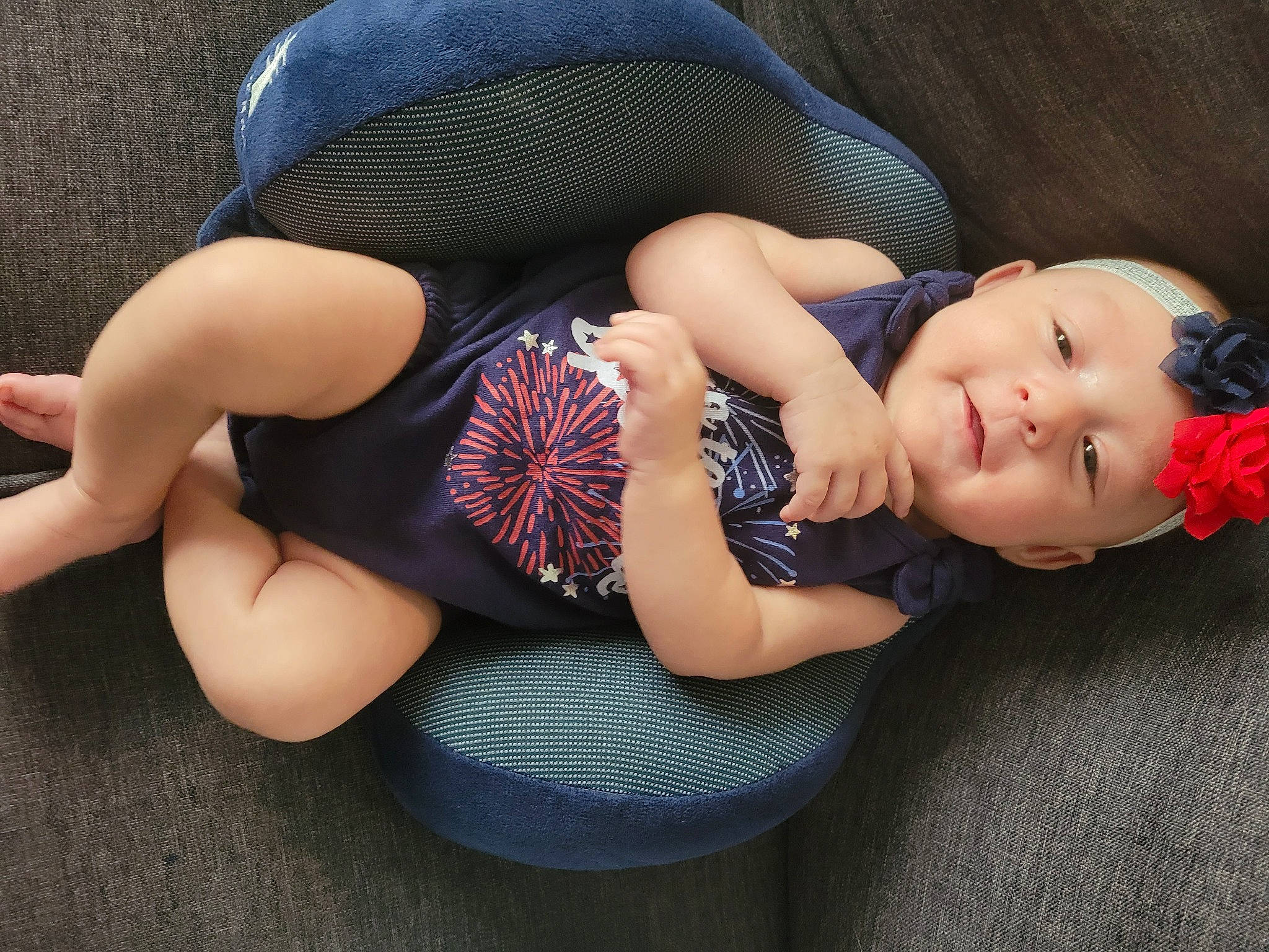 Amariah is registered to the contest to win money with this photo: arm, comfort, elbow, eyewear, finger, flash_photography, hand, headgear, headwear, human_body, joint, knee, leg, mouth, muscle, neck, person, shoulder, skin, textile