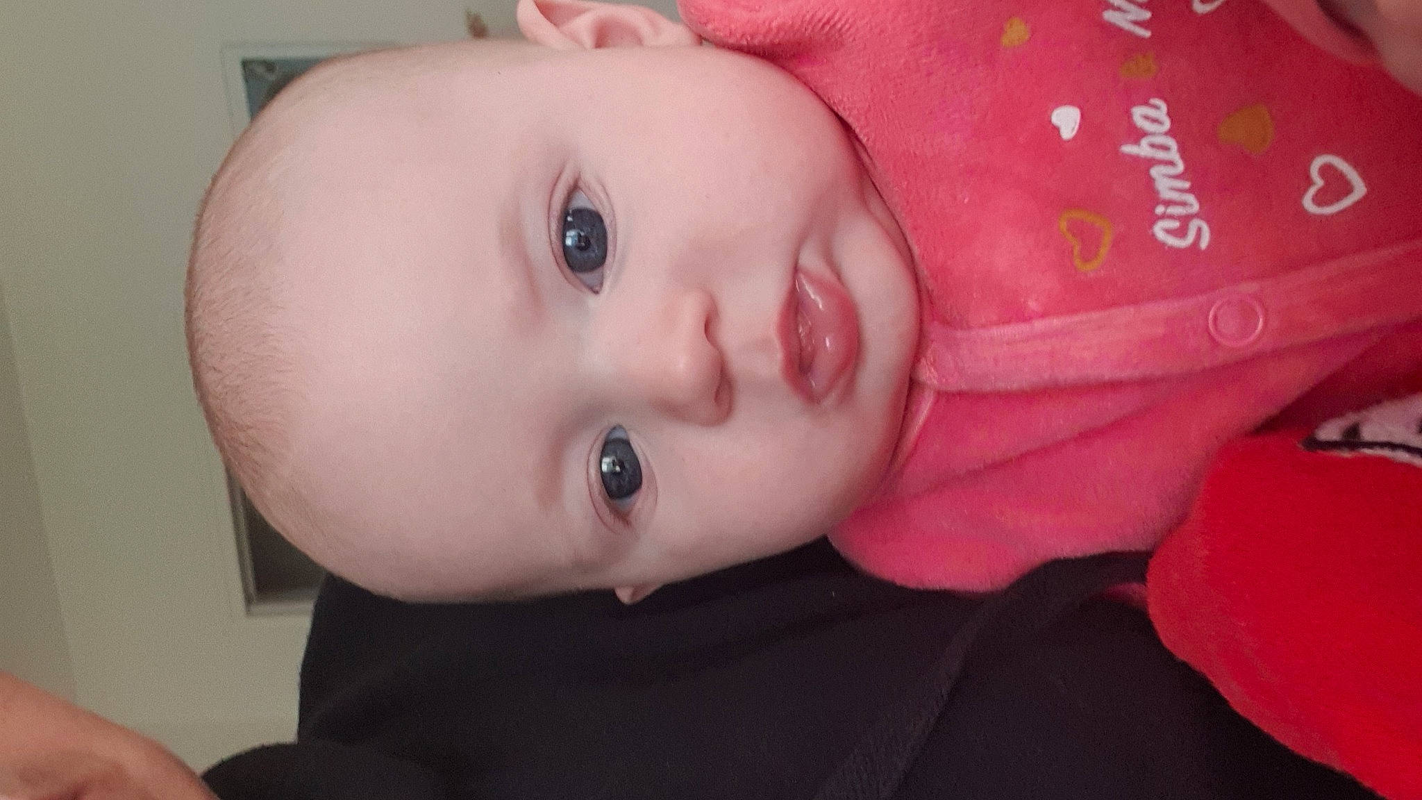 élyna a rejoint le concours — aidez-le/la à gagner de superbes lots ! baby, baby_toddler_clothing, cheek, chin, dress, ear, eye, eyebrow, eyelash, facial_expression, forehead, head, iris, lip, mouth, neck, nose, person, skin, sleeve