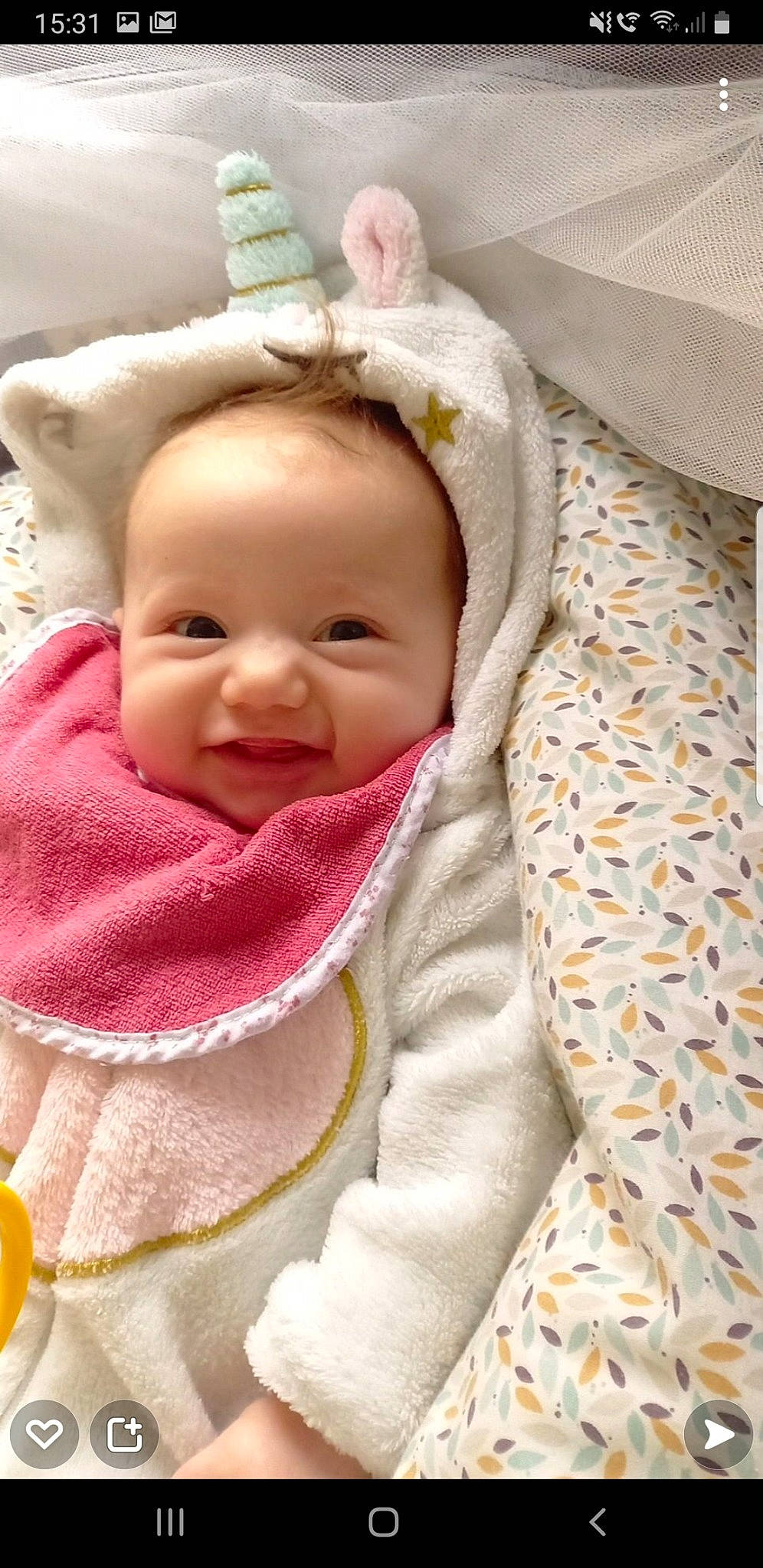 Inyala a rejoint le concours — aidez-le/la à gagner de superbes lots ! baby, baby_products, baby_toddler_clothing, cheek, comfort, face, facial_expression, happy, head, iris, linens, lip, nose, person, pink, product, skin, sleeve, smile, textile