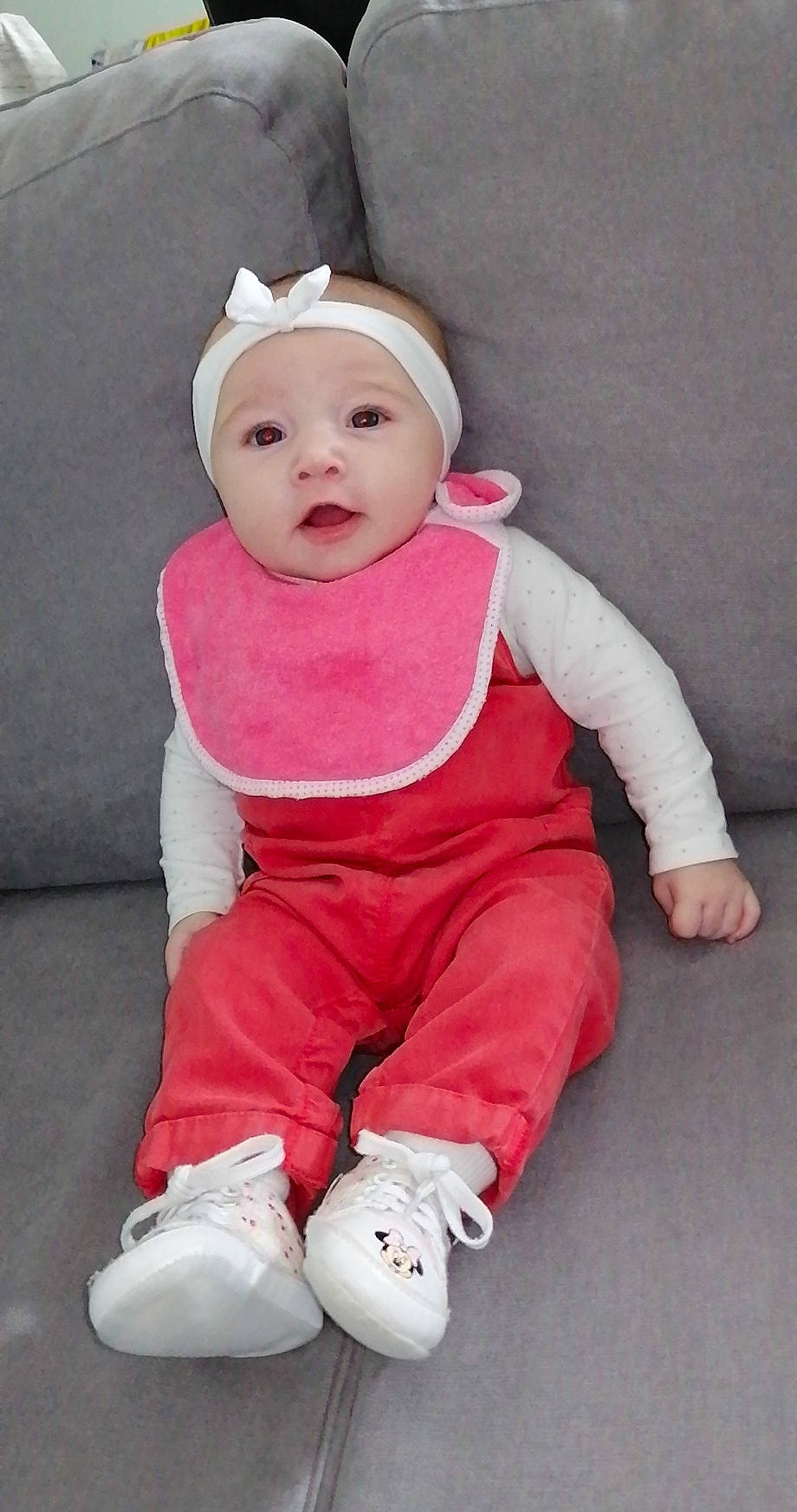 Iréna participe au concours pour gagner de l'argent avec cette photo : baby, baby_toddler_clothing, child, headwear, person, pink, toddler