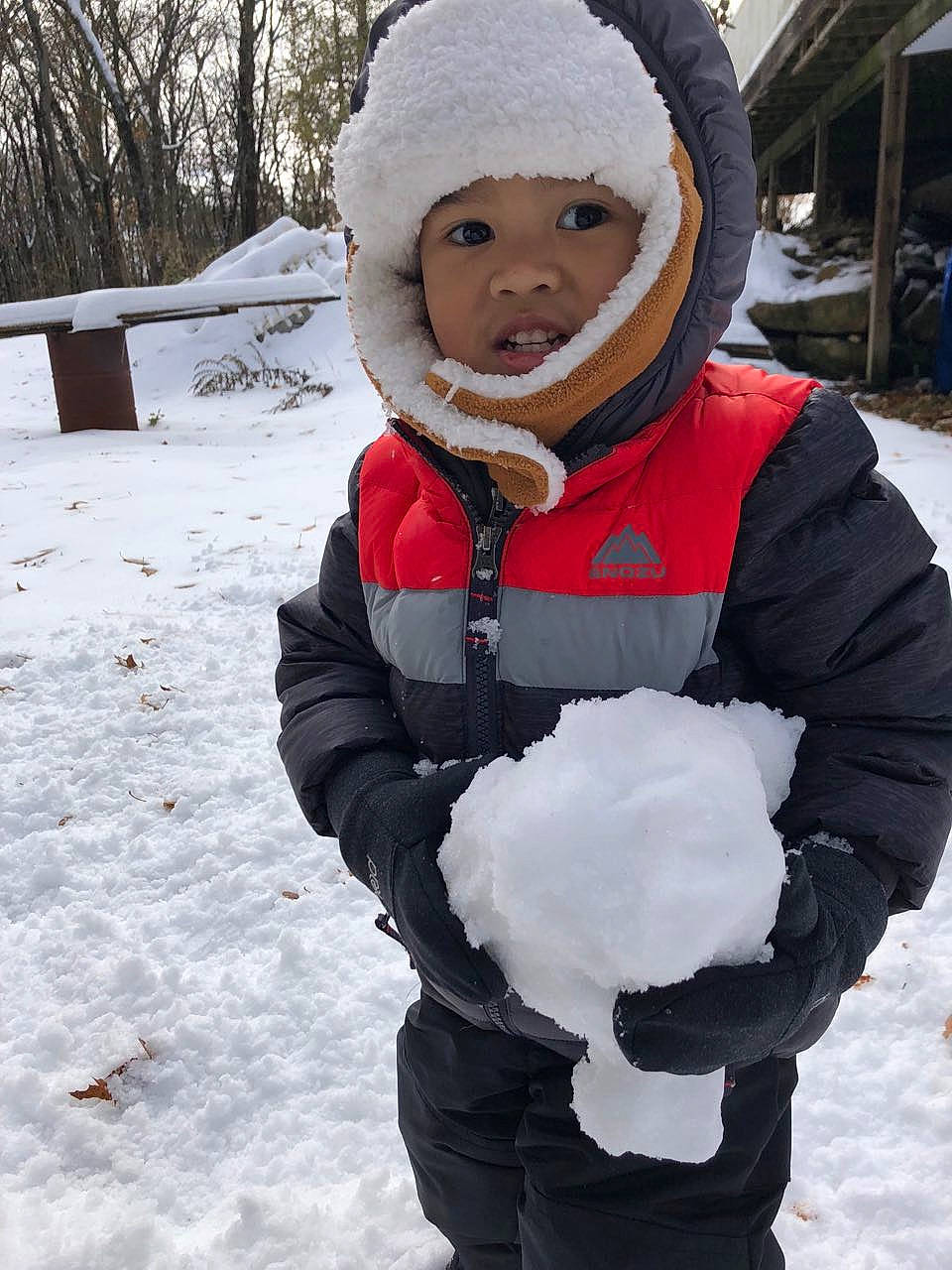 Kyedan is registered to the contest to win money with this photo: child, freezing, fun, headgear, headwear, ice, outerwear, person, snow, winter