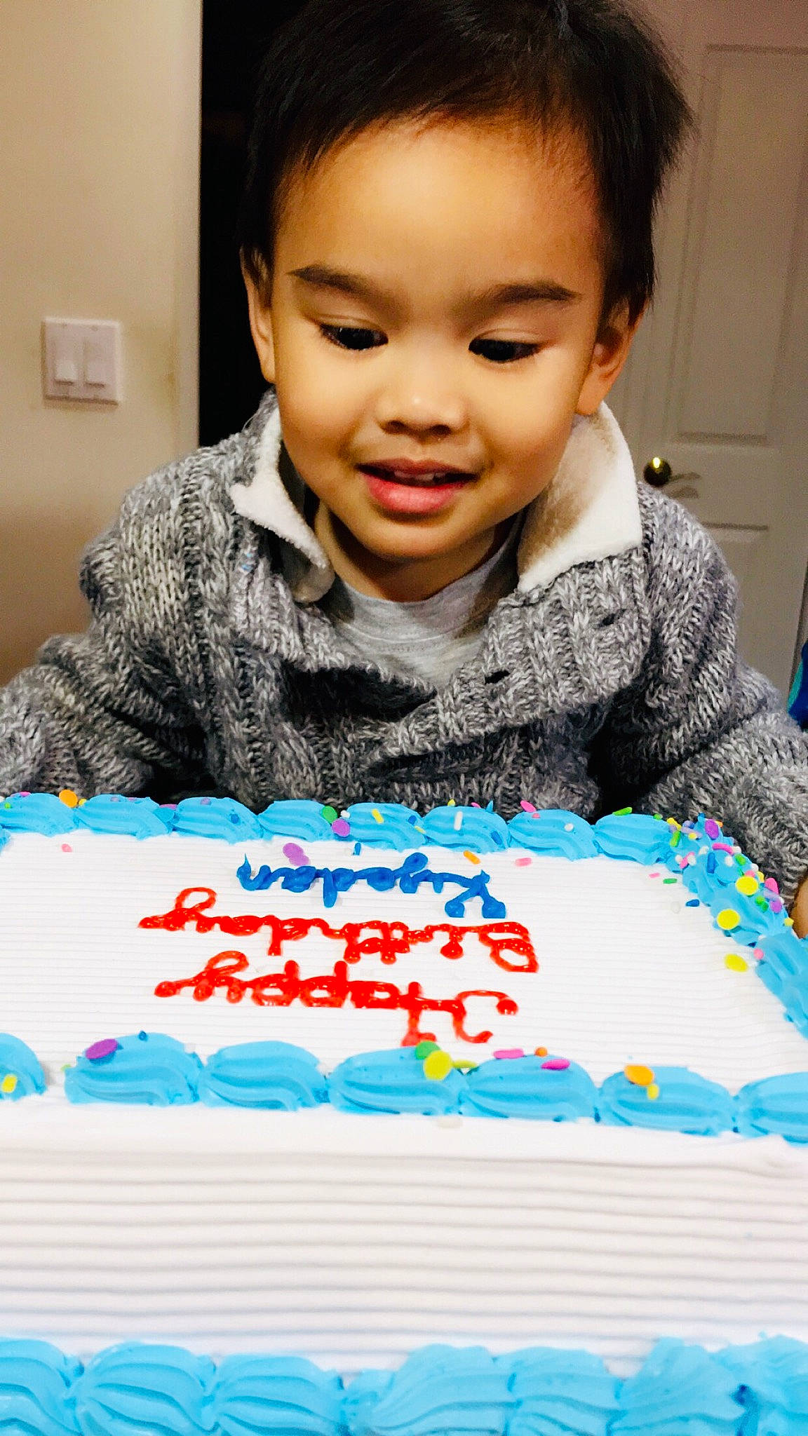Kyedan joined the competition — help win amazing prizes! birthday, blue, cake, cake_decorating, child, day, fun, girl, joy, person, play, product, smile, toddler