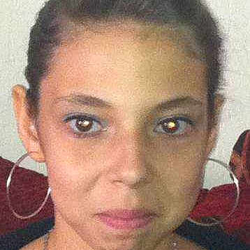 Mariana participe au concours pour gagner de l'argent avec cette photo :