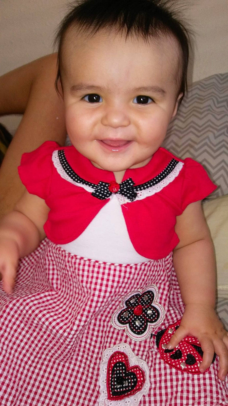 Azula is registered to the contest to win money with this photo: