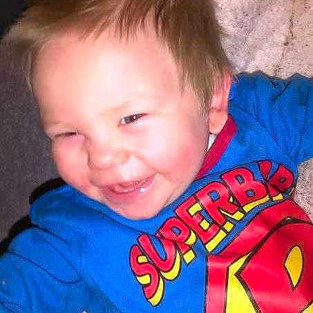 Alfie is registered to the contest to win money with this photo: