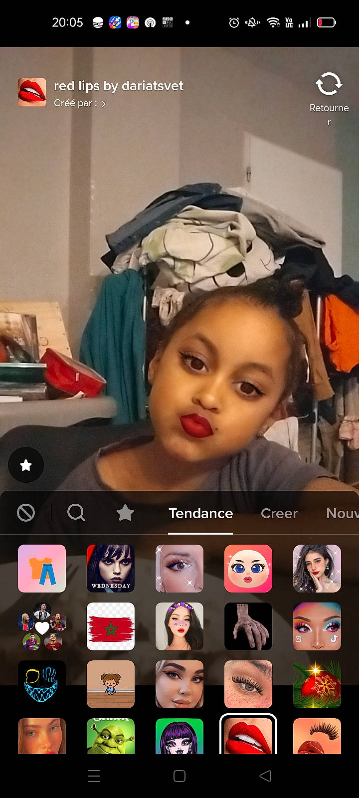 Chelsea a rejoint le concours — aidez-le/la à gagner de superbes lots ! beauty, chin, communication_device, electronic_device, eyebrow, eyelash, eyewear, facial_expression, font, fun, gadget, hairstyle, lip, mobile_phone, multimedia, people, person, photograph, portable_communications_device, product