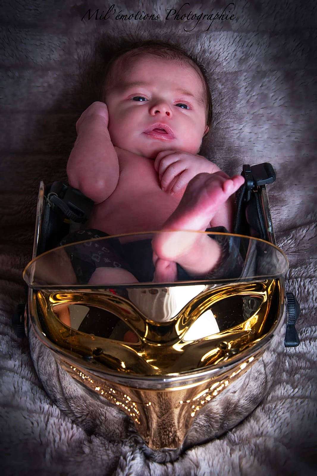 Katte participe au concours pour gagner de l'argent avec cette photo : baby, baby_toddler_clothing, brass, brass_instrument, flash_photography, horn, person, portrait_photography, still_life_photography, wind_instrument, woodwind_instrument