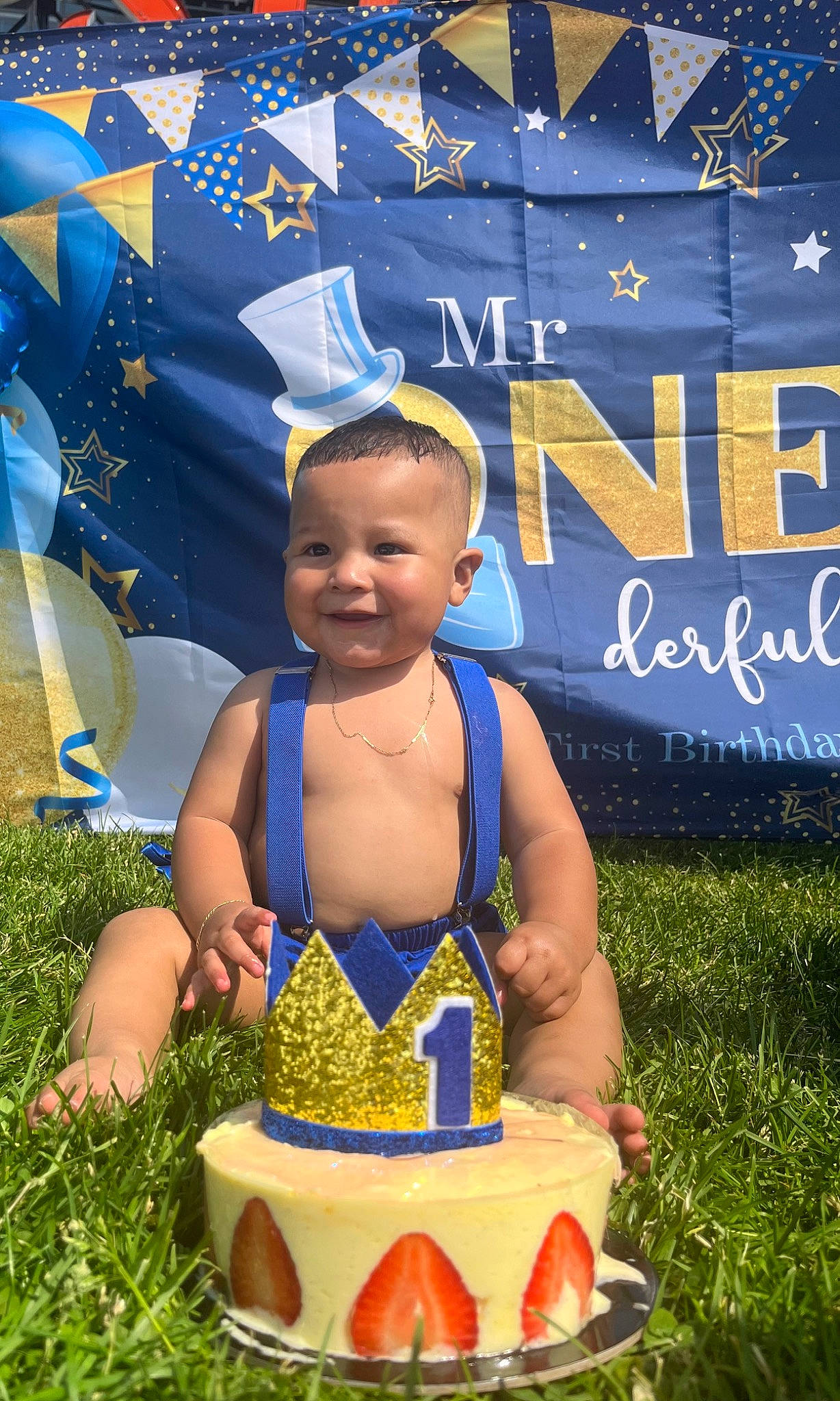 Christopher is registered to the contest to win money with this photo: bush_tomato, child, citrullus, electric_blue, event, flag, fruit, fun, grapefruit, grass, happy, joy, leisure, natural_foods, people_in_nature, person, photograph, recreation, smile, summer