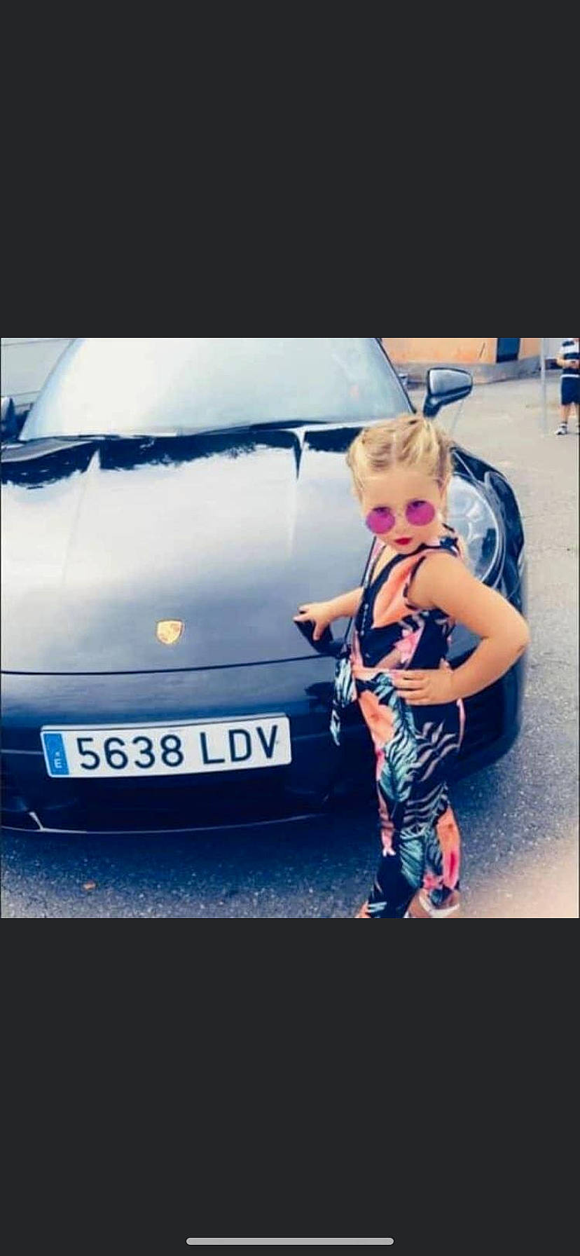 Sefora participe au concours pour gagner de l'argent avec cette photo : auto_part, automotive_design, automotive_exterior, automotive_lighting, automotive_tire, automotive_wheel_system, automotive_window_part, bumper, car, electric_blue, family_car, happy, hood, mid_size_car, motor_vehicle, person, toddler, trunk, vehicle, vehicle_door