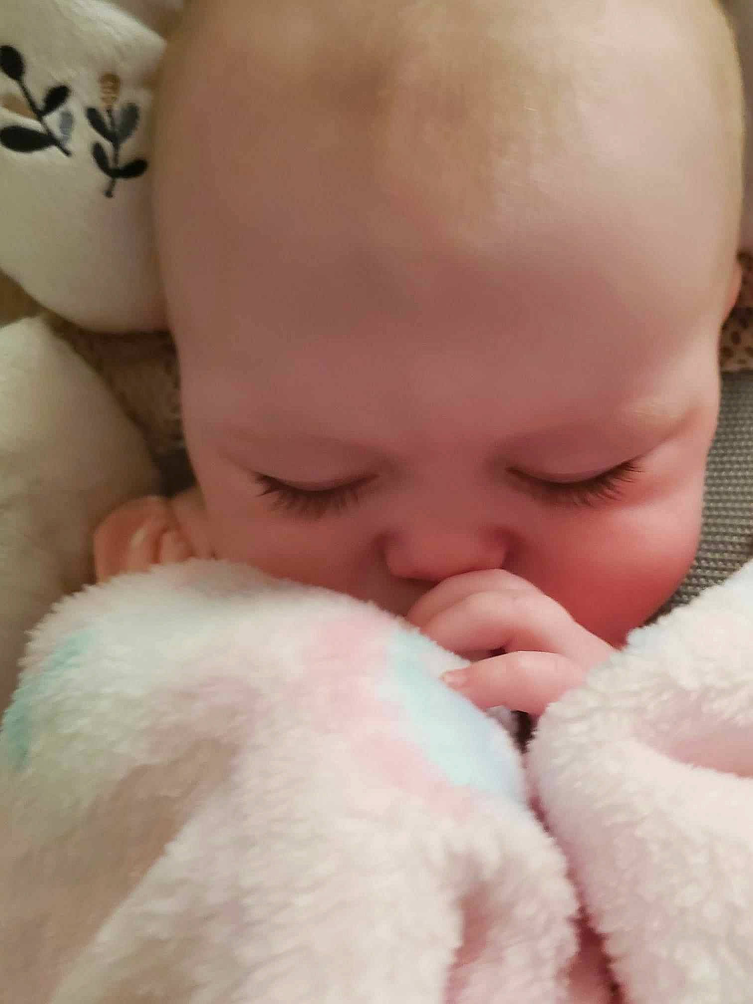 Kandyice is registered to the contest to win money with this photo: baby, baby_sleeping, cheek, comfort, ear, eye, eyebrow, eyelash, face, finger, gesture, hand, happy, iris, lip, mouth, nose, person, skin, textile