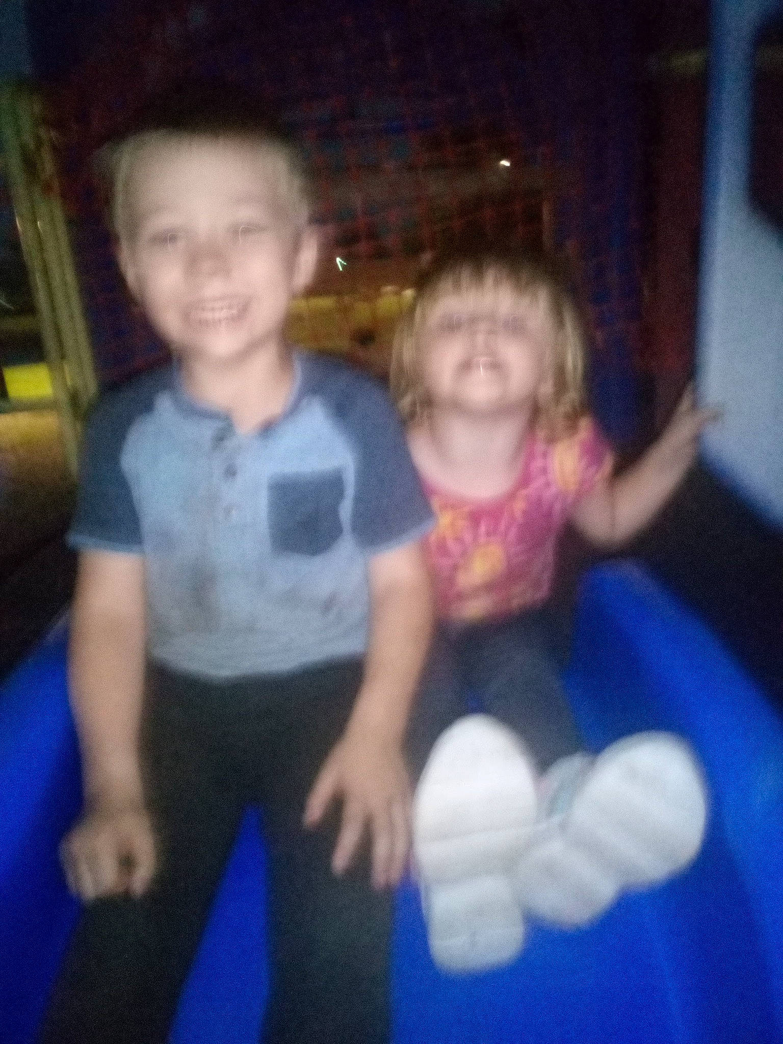 Josiah is registered to the contest to win money with this photo: arm, cloud, cool, eye, face, finger, gesture, hair, hairstyle, happy, head, human_body, iris, joy, leg, mammal, person, smile, standing, thumb