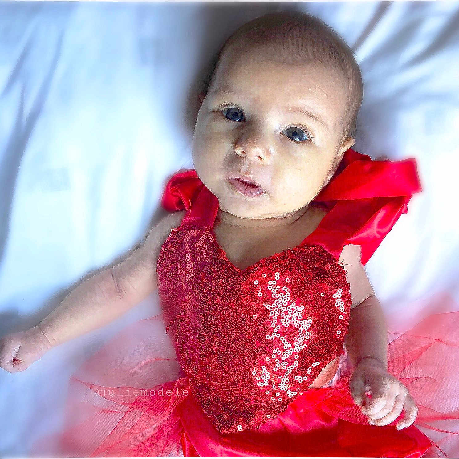 Elvana participe au concours pour gagner de l'argent avec cette photo : baby, cheek, child, child_model, face, head, lip, person, photography, pink, portrait_photography, red, skin, smile, toddler