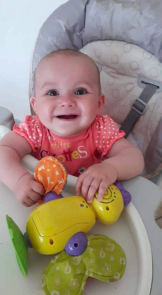 Mélyna a rejoint le concours — aidez-le/la à gagner de superbes lots ! baby, baby_playing_with_toys, baby_products, baby_toys, child, person, play, product, skin, toddler, toy