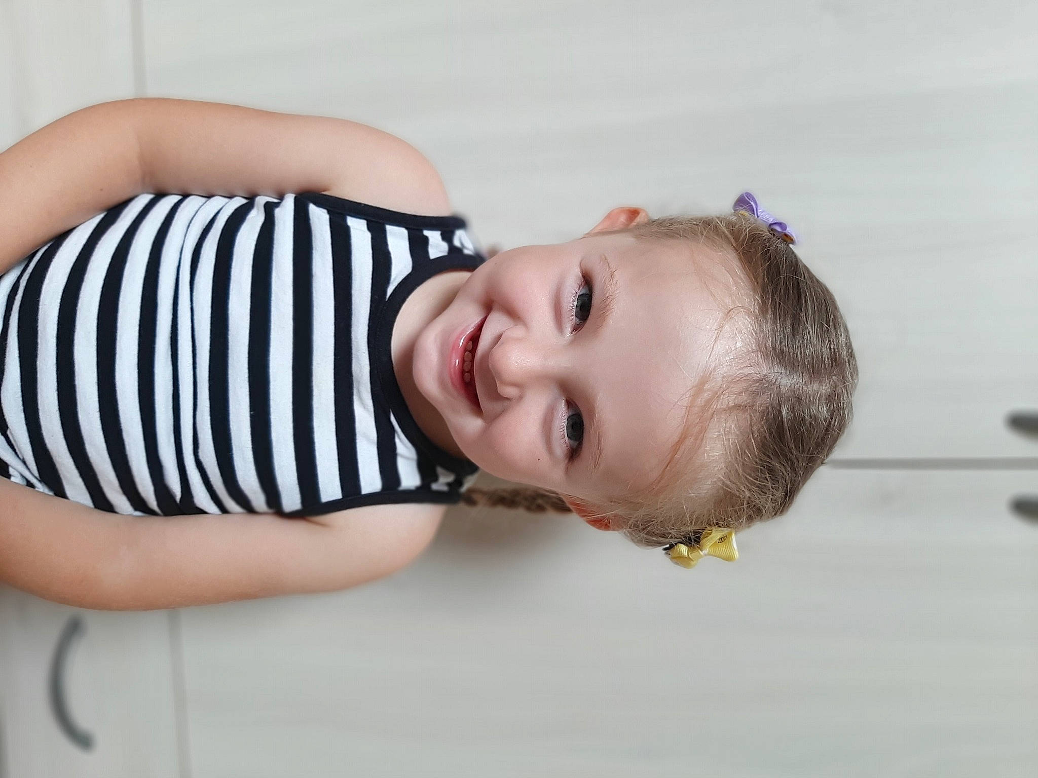 Leane a rejoint le concours — aidez-le/la à gagner de superbes lots ! arm, baby, cheek, child, ear, face, head, joy, neck, nose, person, photography, skin, toddler