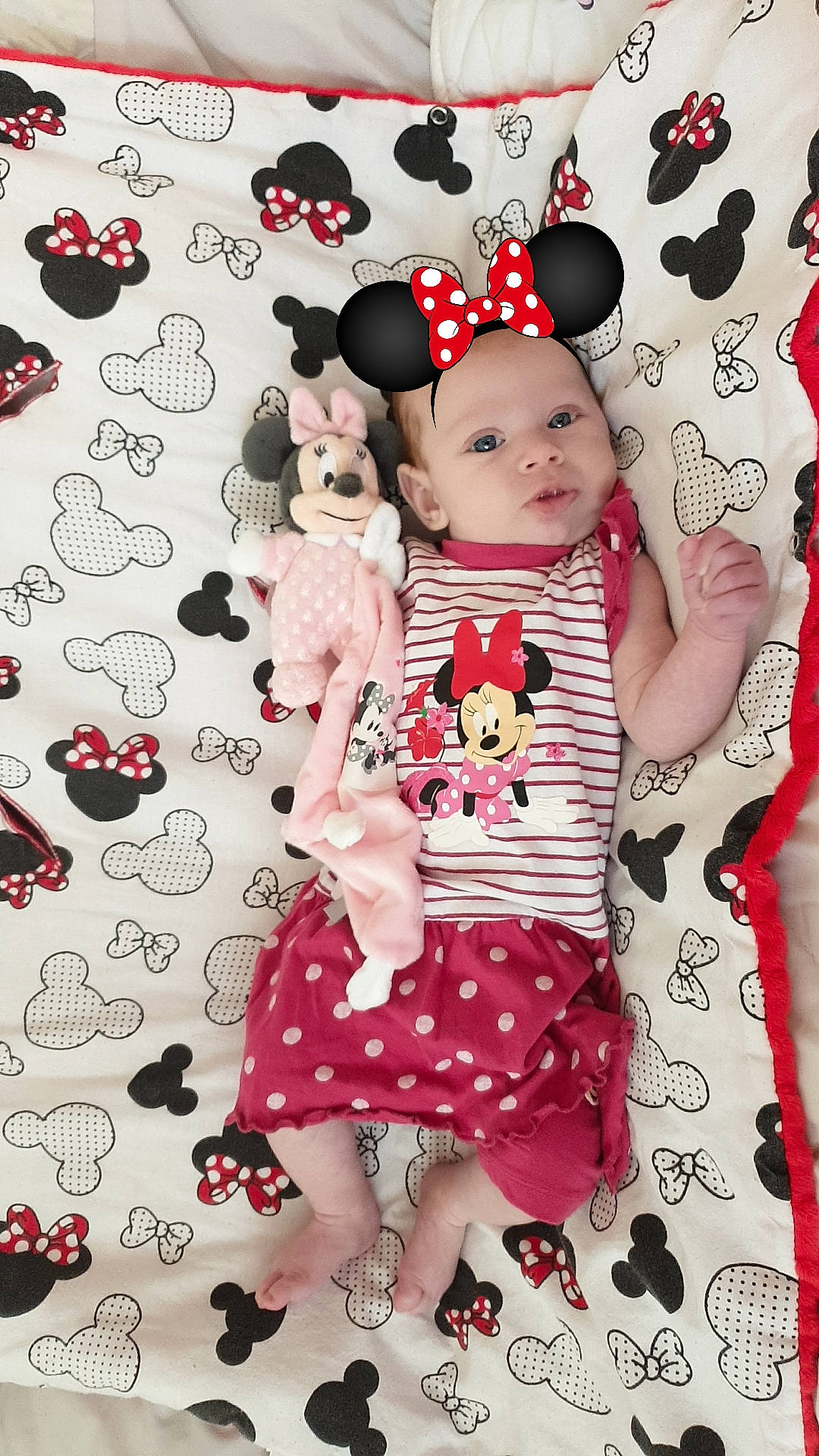 Lyana participe au concours pour gagner de l'argent avec cette photo : baby_toddler_clothing, beauty, child, day_dress, design, dress, happy, magenta, mammal, one_piece_garment, pattern, person, photograph, pink, plant, product, red, sleeve, textile, toddler