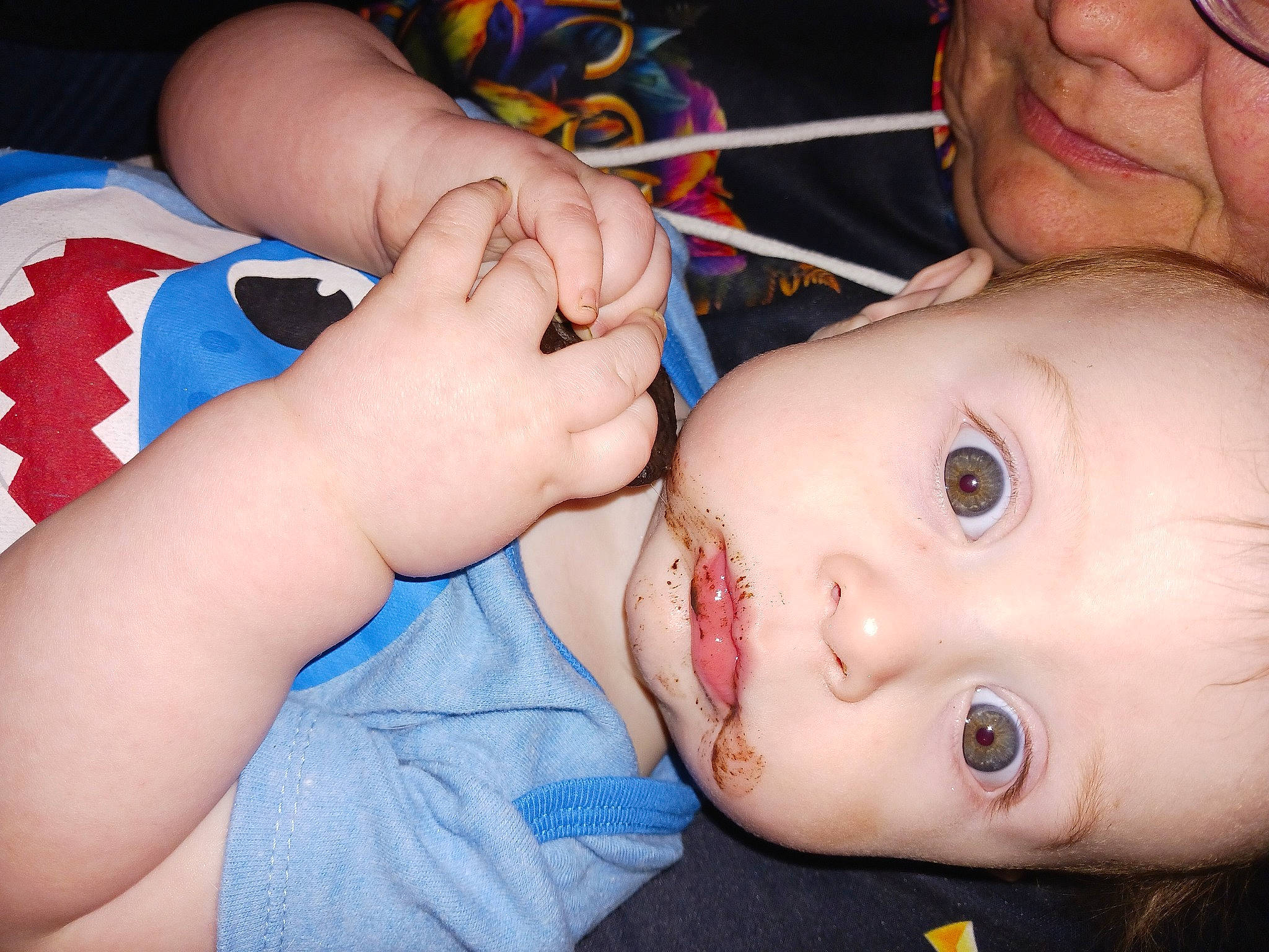 Dallas is registered to the contest to win money with this photo: arm, blue, cheek, ear, eyebrow, eyelash, finger, forehead, gesture, hand, human_body, iris, joint, lip, mouth, muscle, neck, nose, organ, person