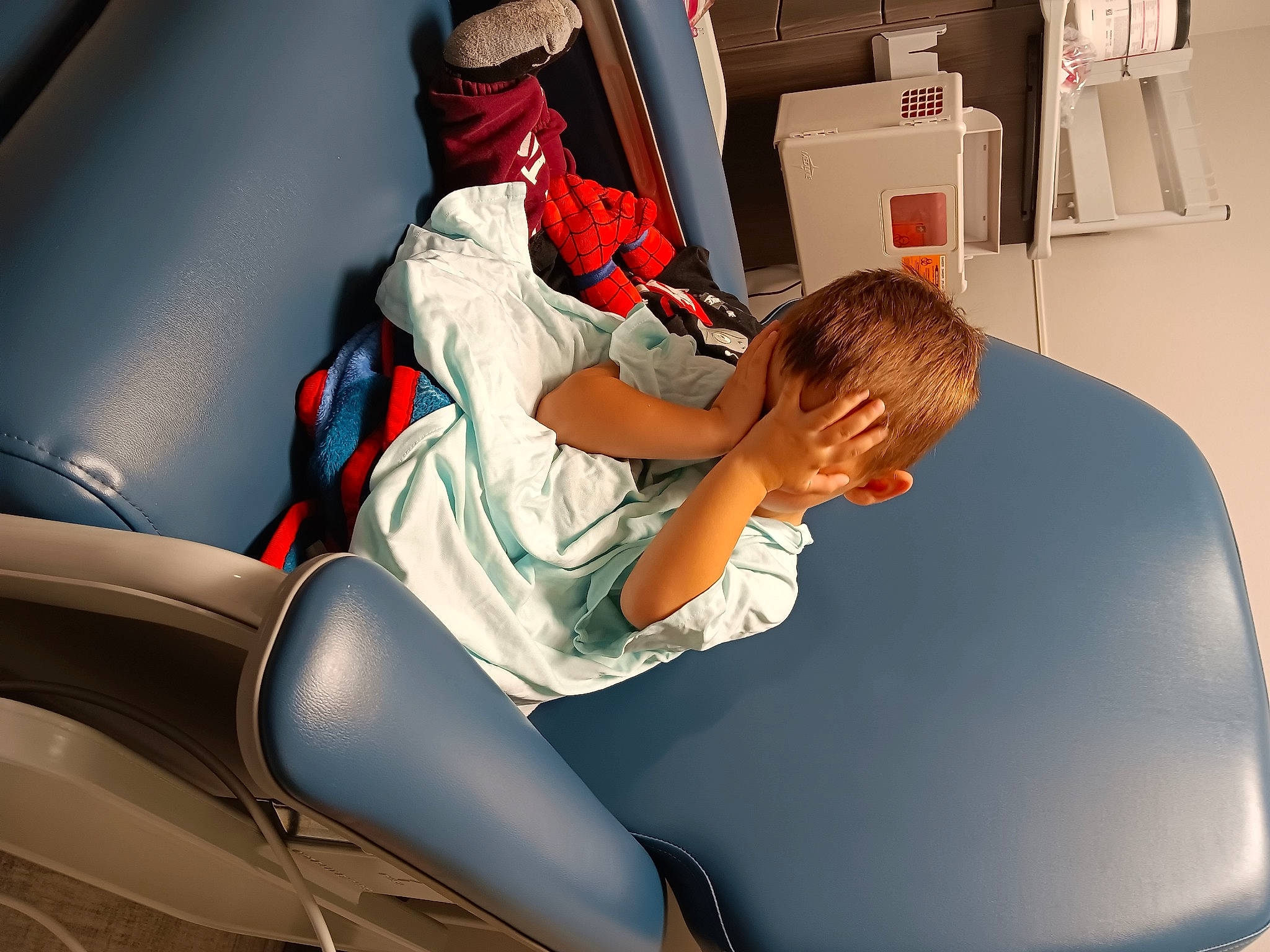 Braxten joined the competition — help win amazing prizes! auto_part, automotive_design, car_seat, comfort, elbow, family_car, flash_photography, health_care, human_leg, knee, leisure, luxury_vehicle, medical_procedure, motor_vehicle, person, personal_luxury_car, service, sitting, thigh, vehicle