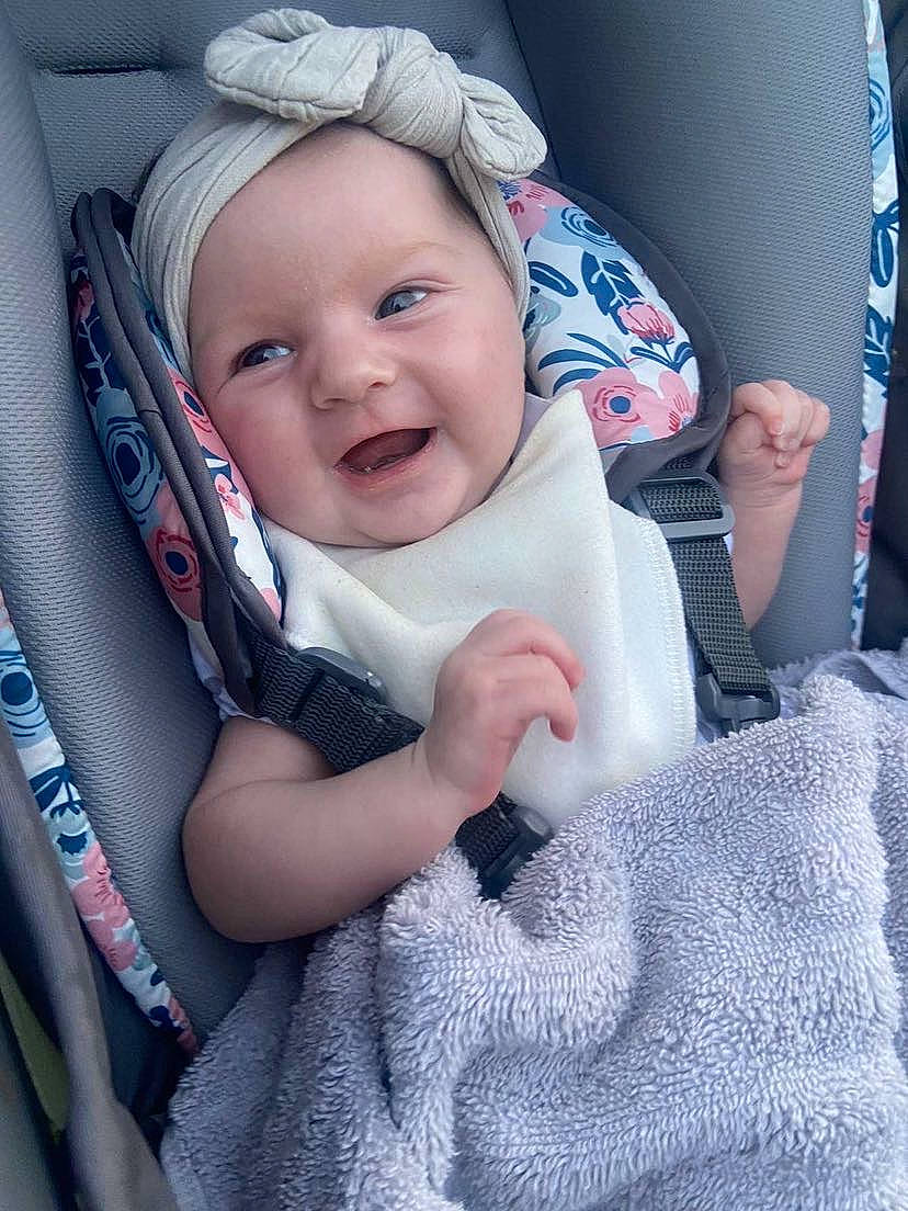 Hazelynn is registered to the contest to win money with this photo: auto_part, baby, baby_carriage, baby_in_car_seat, baby_products, baby_toddler_clothing, car_seat, child, comfort, electric_blue, finger, happy, hat, iris, joy, person, seat_belt, skin, sleeve, smile