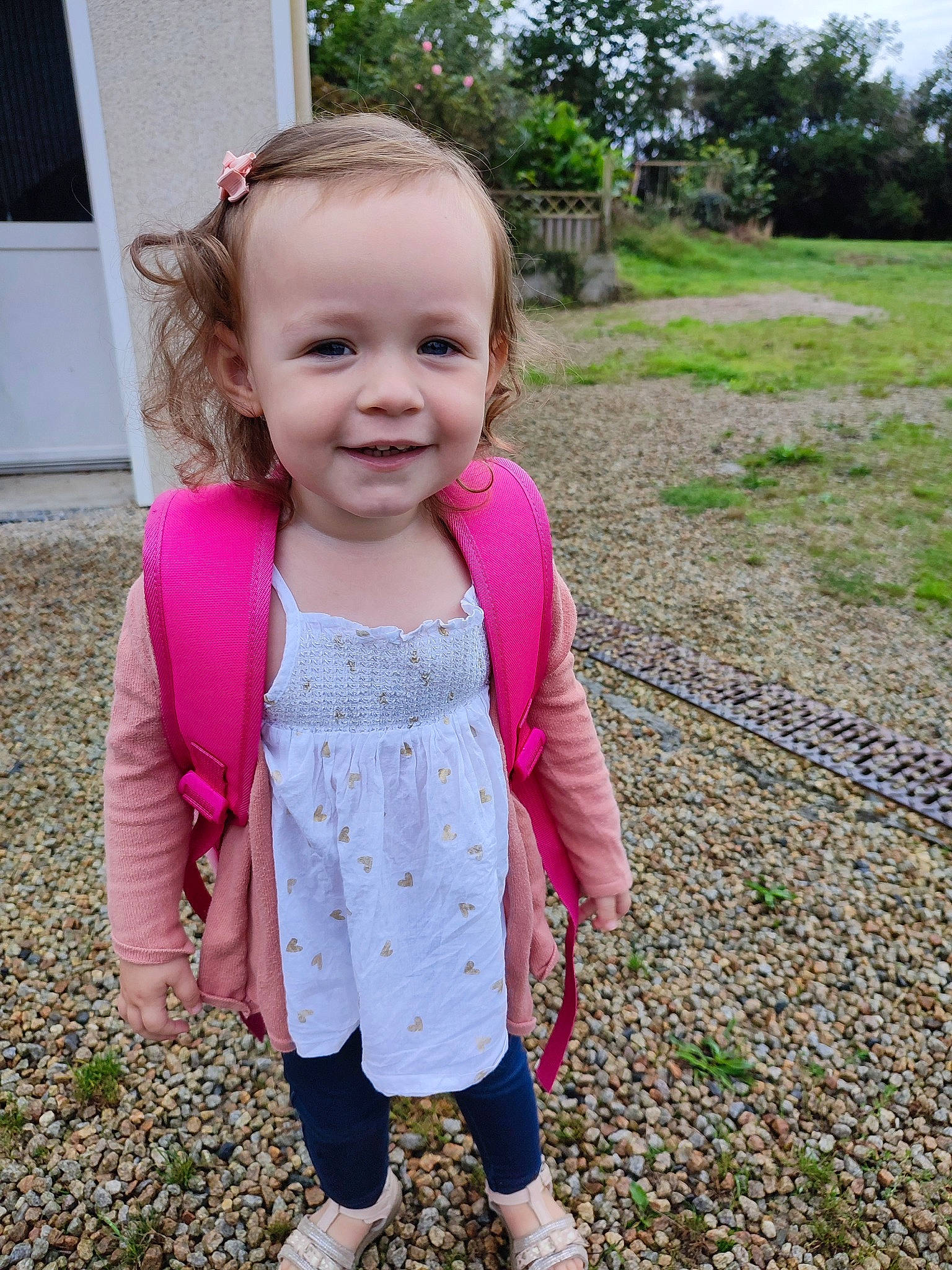 Maëlwenn a rejoint le concours — aidez-le/la à gagner de superbes lots ! baby, baby_toddler_clothing, child, clothing, fun, grass, happy, head, iris, joy, magenta, pattern, people_in_nature, person, pink, plant, sleeve, smile, spring, standing