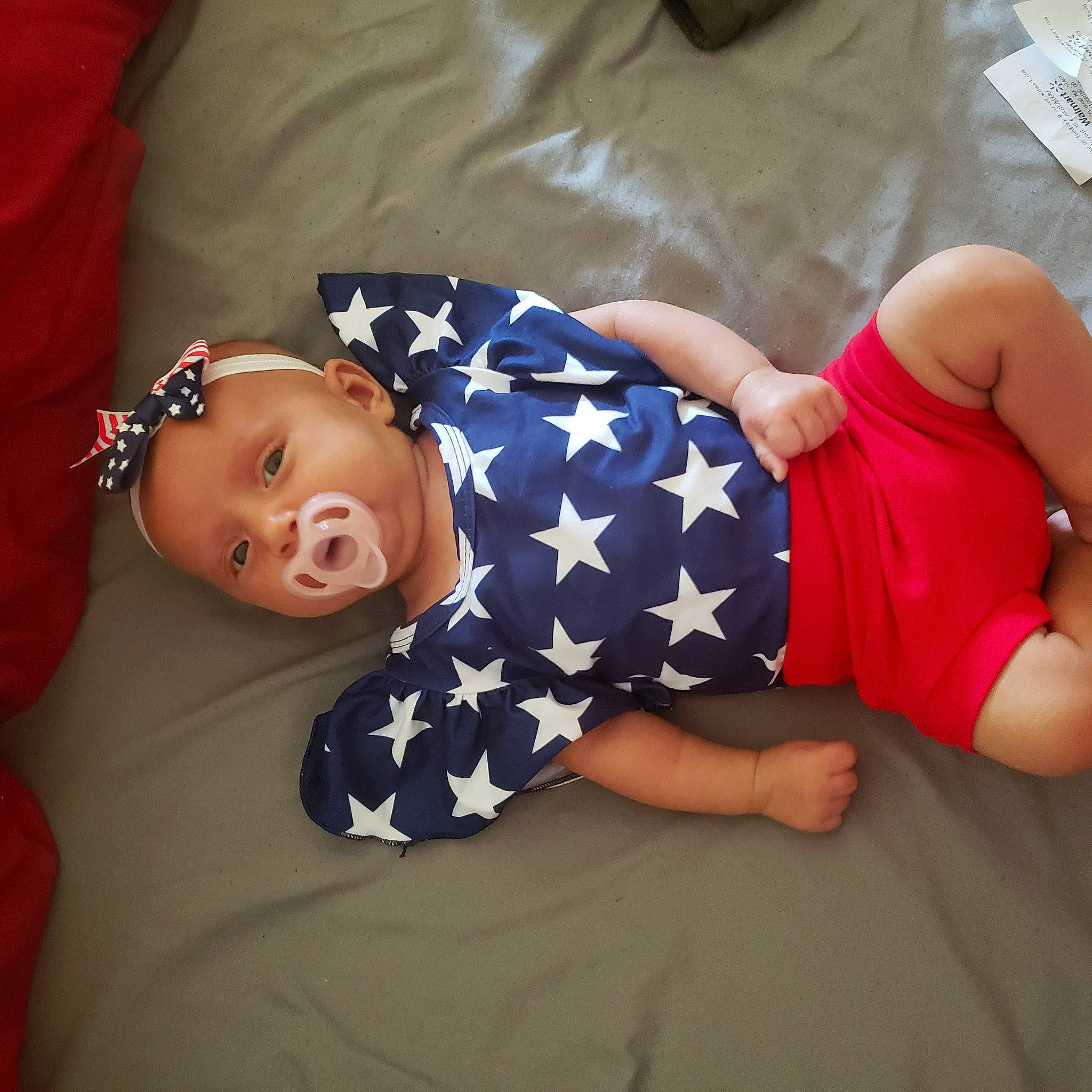 Journey joined the competition — help win amazing prizes! baby_toddler_clothing, blond, child, comfort, dress, elbow, electric_blue, finger, flag_of_the_united_states, glasses, happy, human_leg, knee, lap, linens, person, room, sleeve, t_shirt, thigh