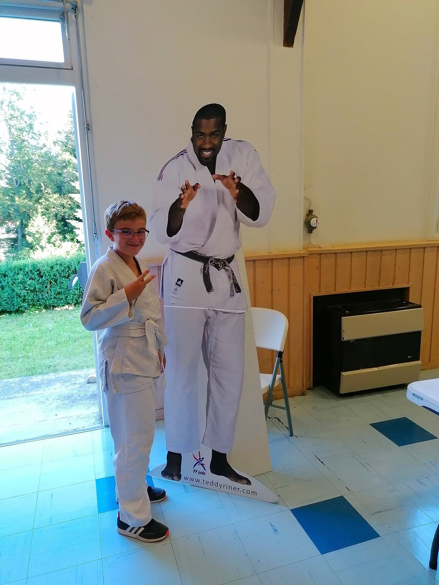 Kilian participe au concours pour gagner de l'argent avec cette photo : black_belt, contact_sport, dobok, hapkido, individual_sports, japanese_martial_arts, joy, judo, jujutsu, karate, martial_arts, person, shorinji_kempo, taekwondo, uniform