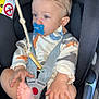 Sacha a rejoint le concours — aidez-le/la à gagner de superbes lots ! toddler, child, pacifier, car_seat, seatbelt, blonde_hair, blue_eyes, dinosaur_clothing, infant, sitting, baby, safety, car_interior, hand, foot, cute, portrait, child_safety, clothing, indoor